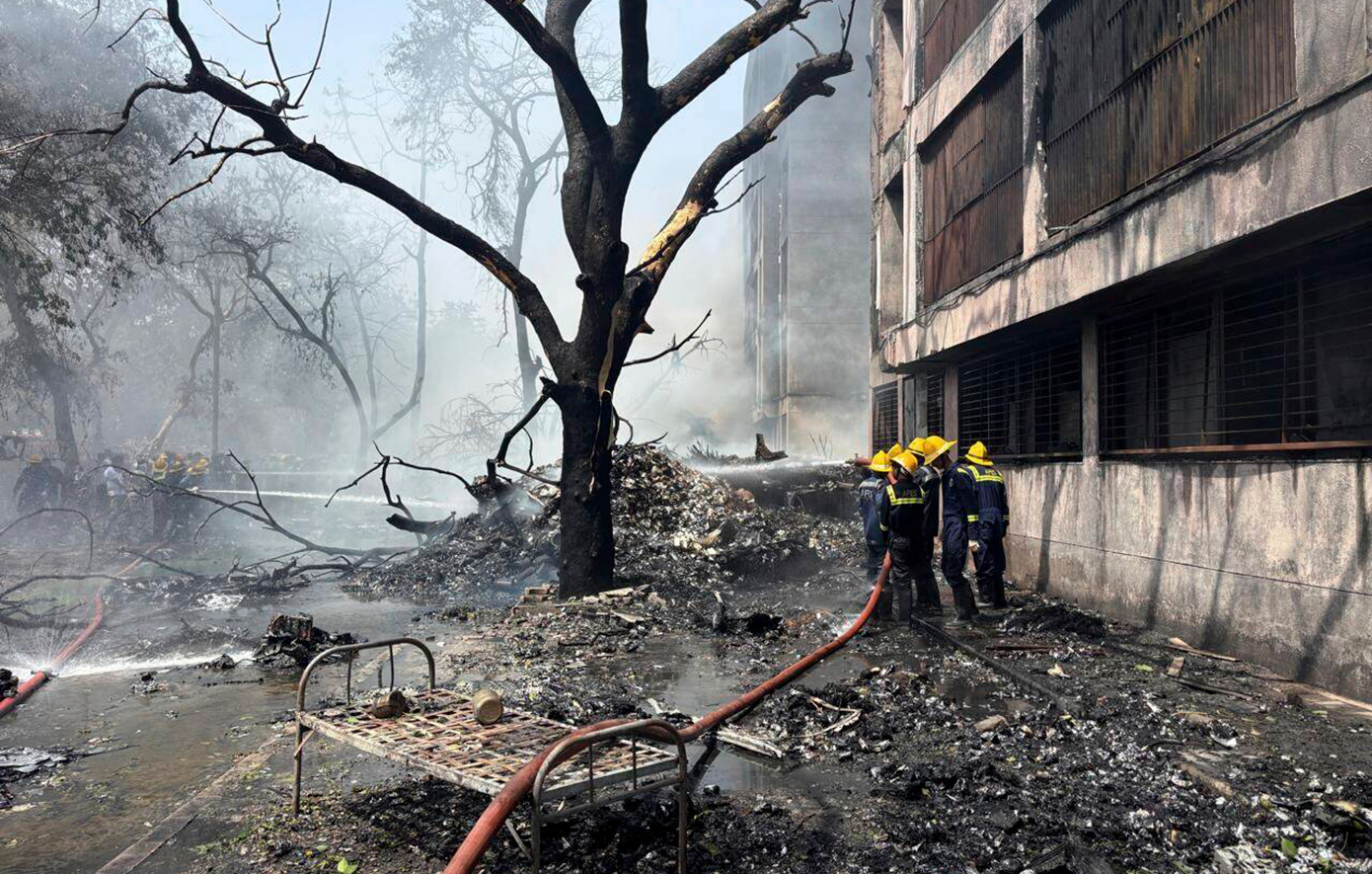 Η στιγμή της συντριβής αεροσκάφους της Air India με 242 επιβαίνοντες, είχε προορισμό το Λονδίνο