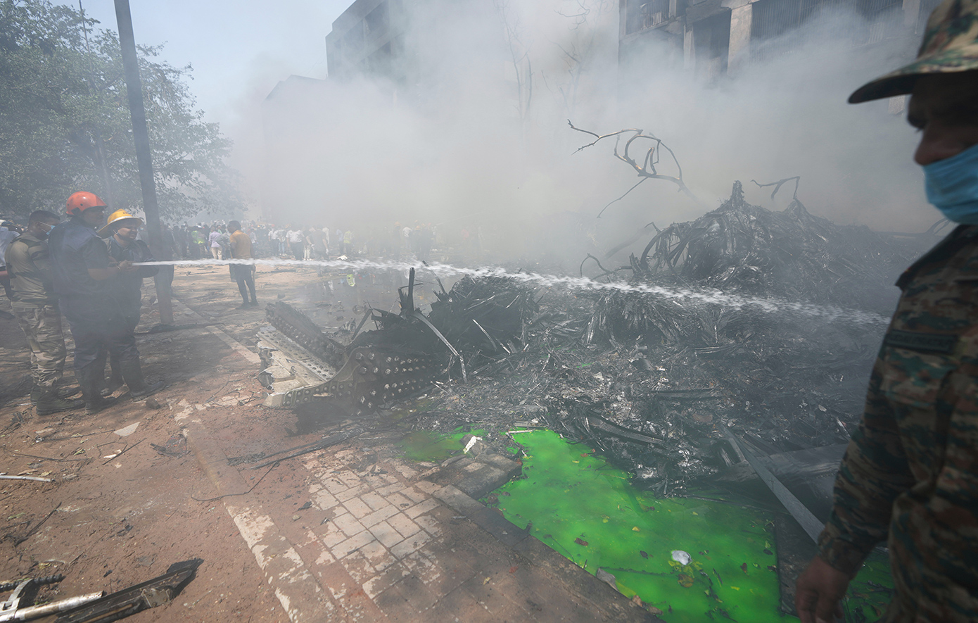 Η στιγμή της συντριβής αεροσκάφους της Air India με 242 επιβαίνοντες, είχε προορισμό το Λονδίνο