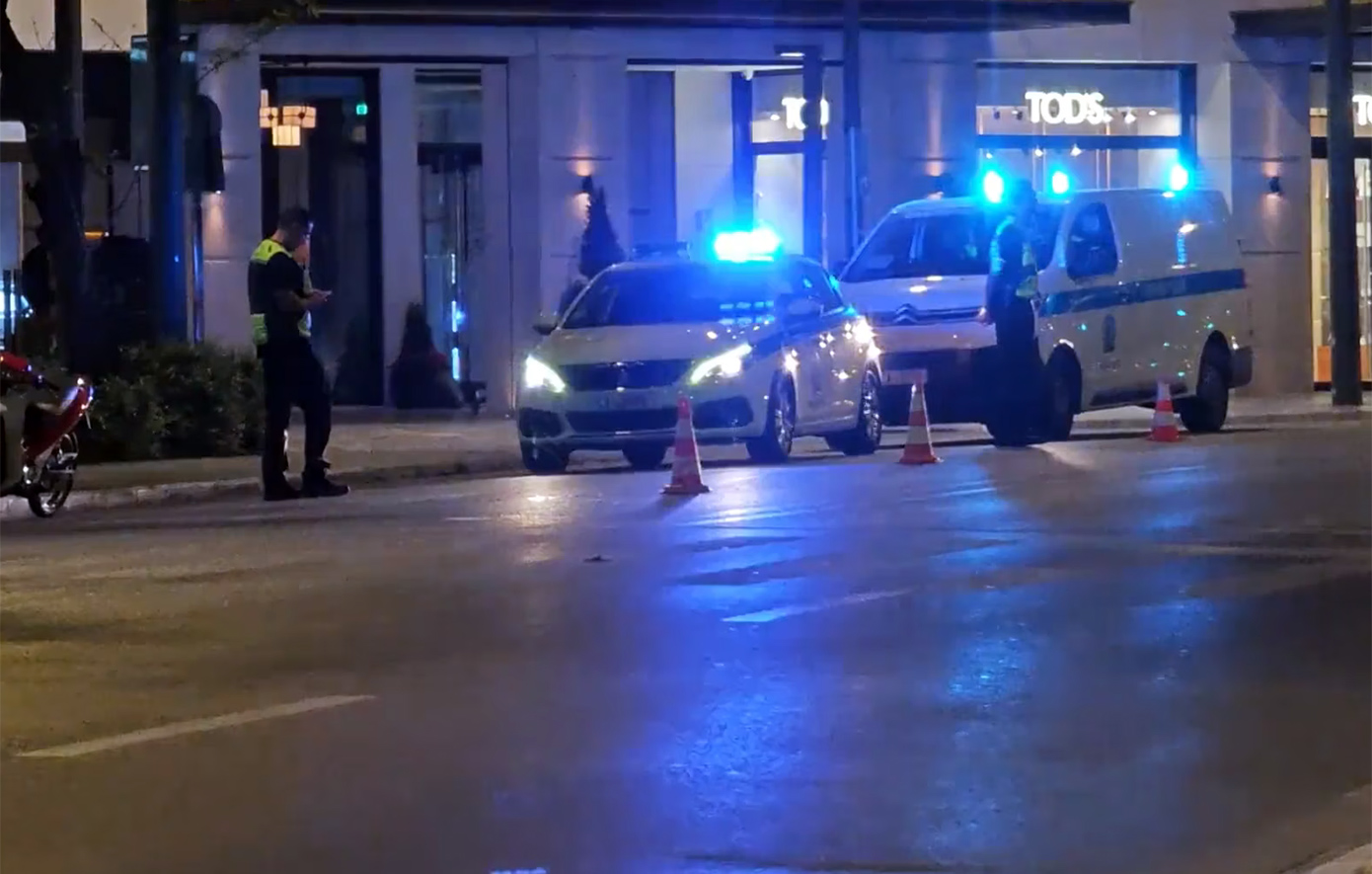 Τροχαίο με σοβαρό τραυματισμό δικυκλιστή στην Πανεπιστημίου