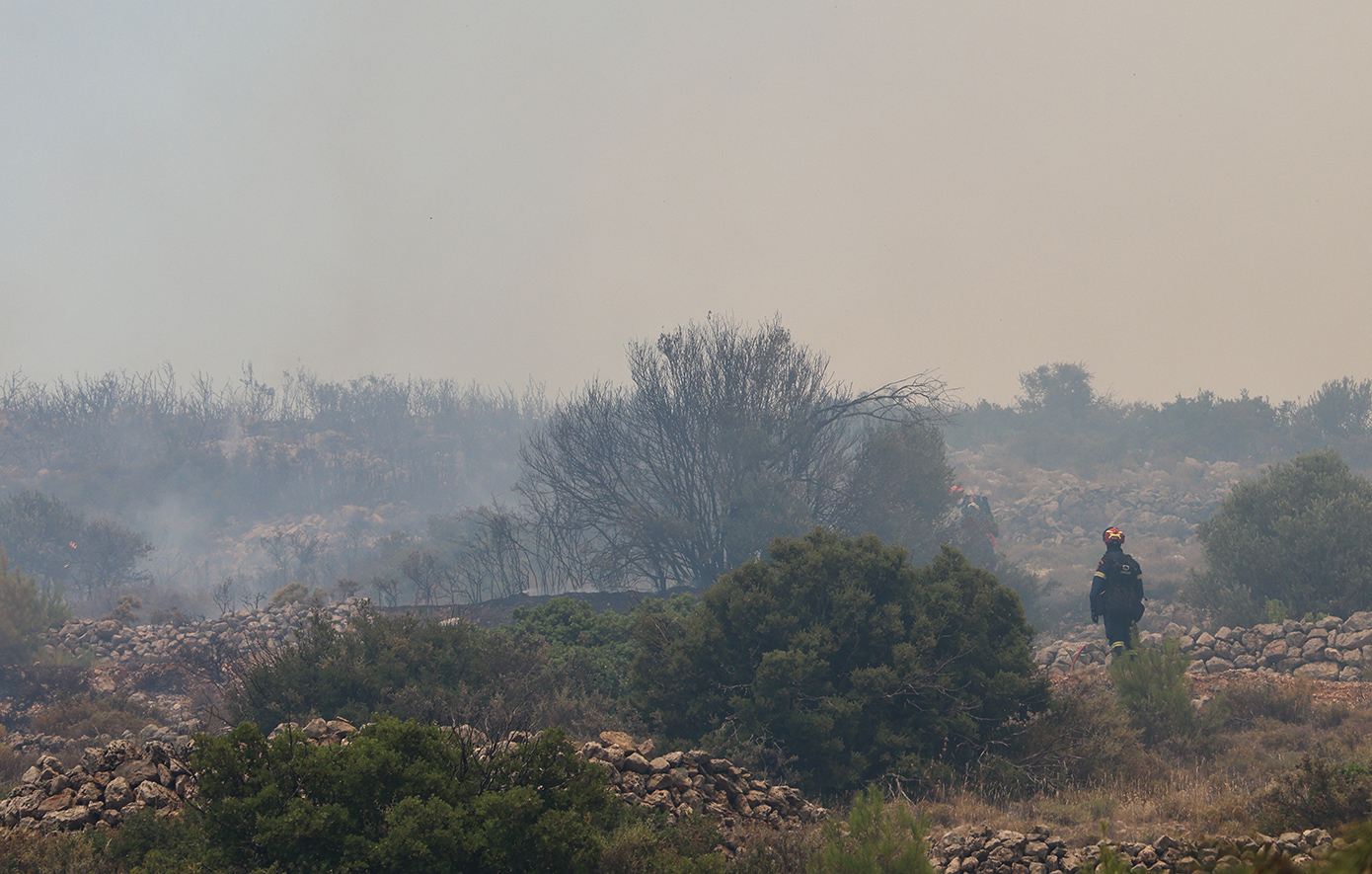 Πυρκαγιά στην Χίο Πυρκαγιά στην Χίο