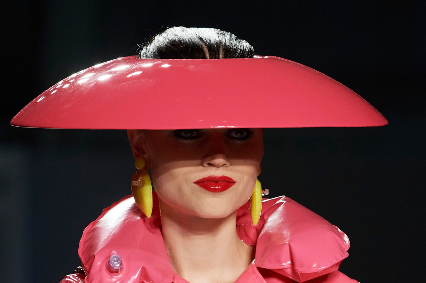 Lip stain κραγιόν: Ανεξίτηλα χείλη για ατελείωτα φιλιά που δεν αφήνουν ίχνη