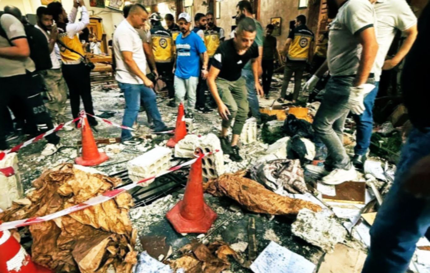 Απερίφραστη καταδίκη του ΥΠΕΞ για την επίθεση στη Δαμασκό: Οι θρησκευτικοί χώροι δεν πρέπει να είναι στόχοι τρομοκρατίας