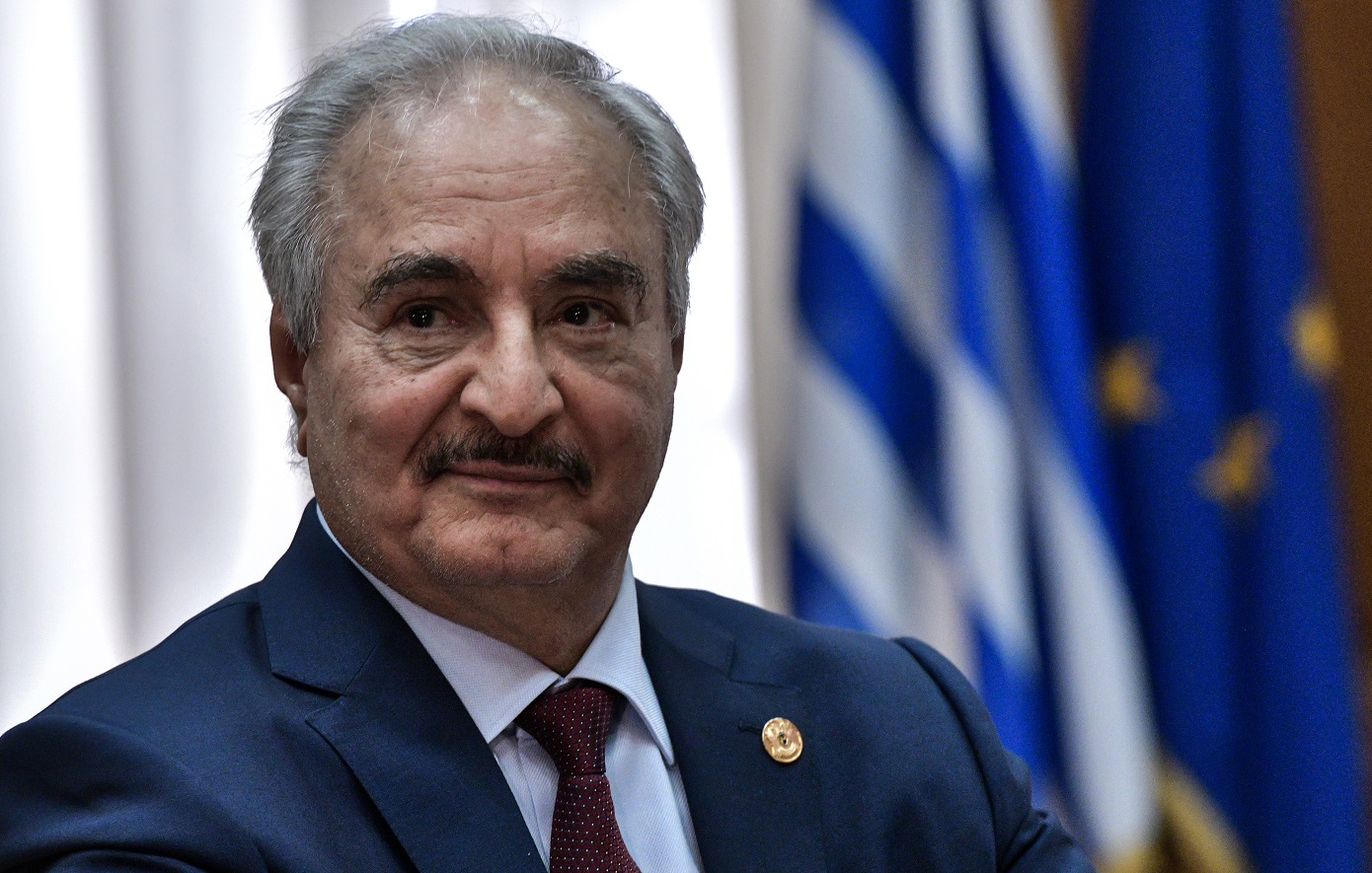 Και ο Χαφτάρ στο πλευρό της Τρίπολης – «Βλέπει» παραβίαση των δικαιωμάτων της Λιβύης στα οικόπεδα νότια της Κρήτης