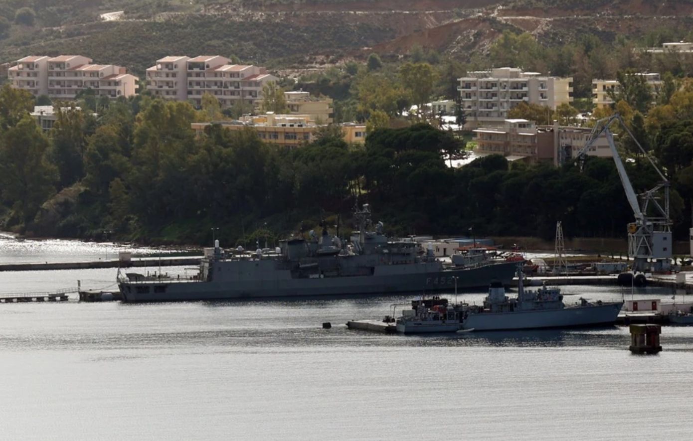 Χιλιάδες φωτογραφίες σε δύο μέρες: Τι ψάχνει η ΕΛ.ΑΣ. στο laptop του Αζέρου κατασκόπου