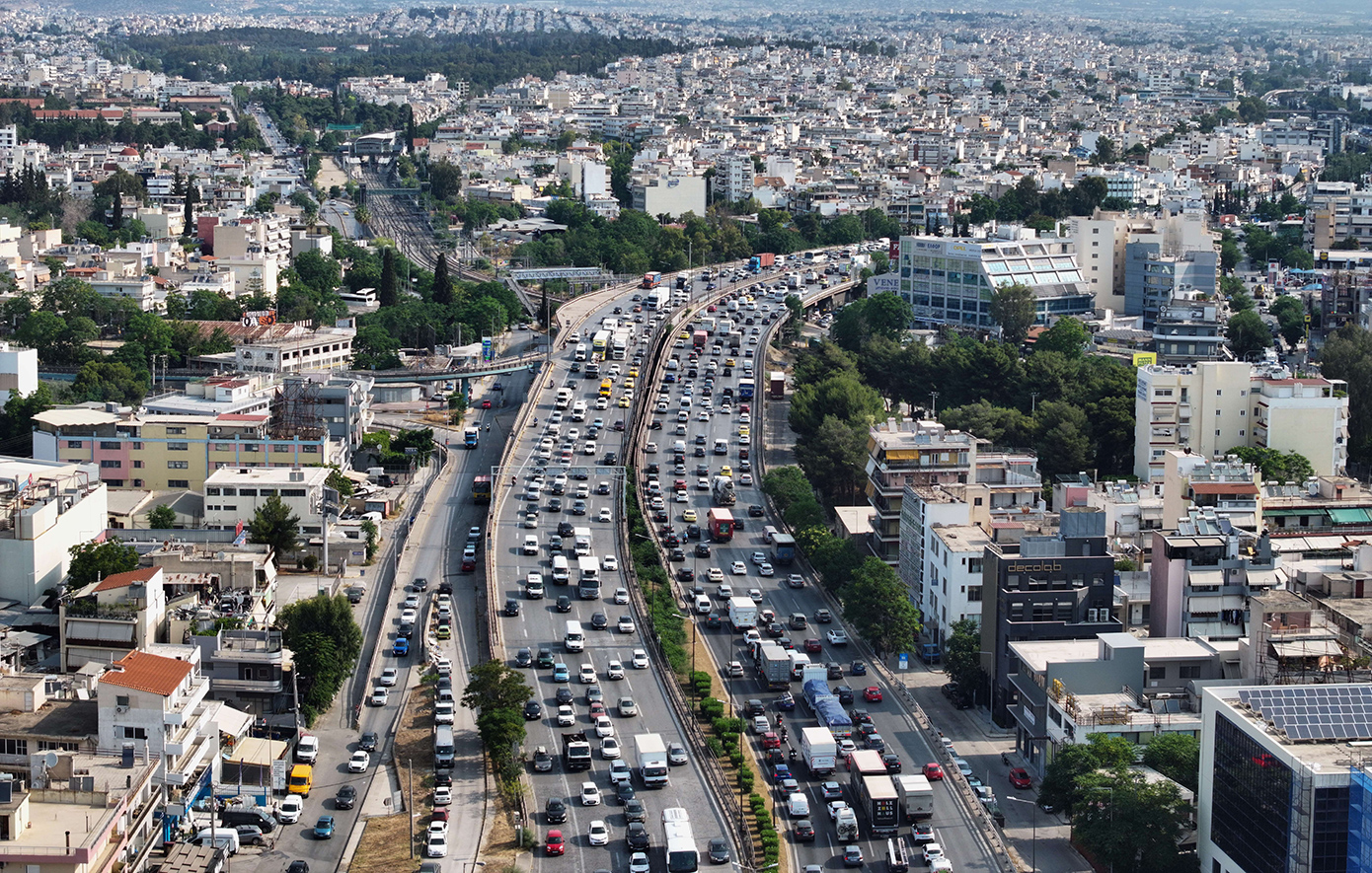 Κίνηση τώρα: Μποτιλιάρισμα σε Κηφισό και Μεσογείων &#8211; Δείτε τον χάρτη