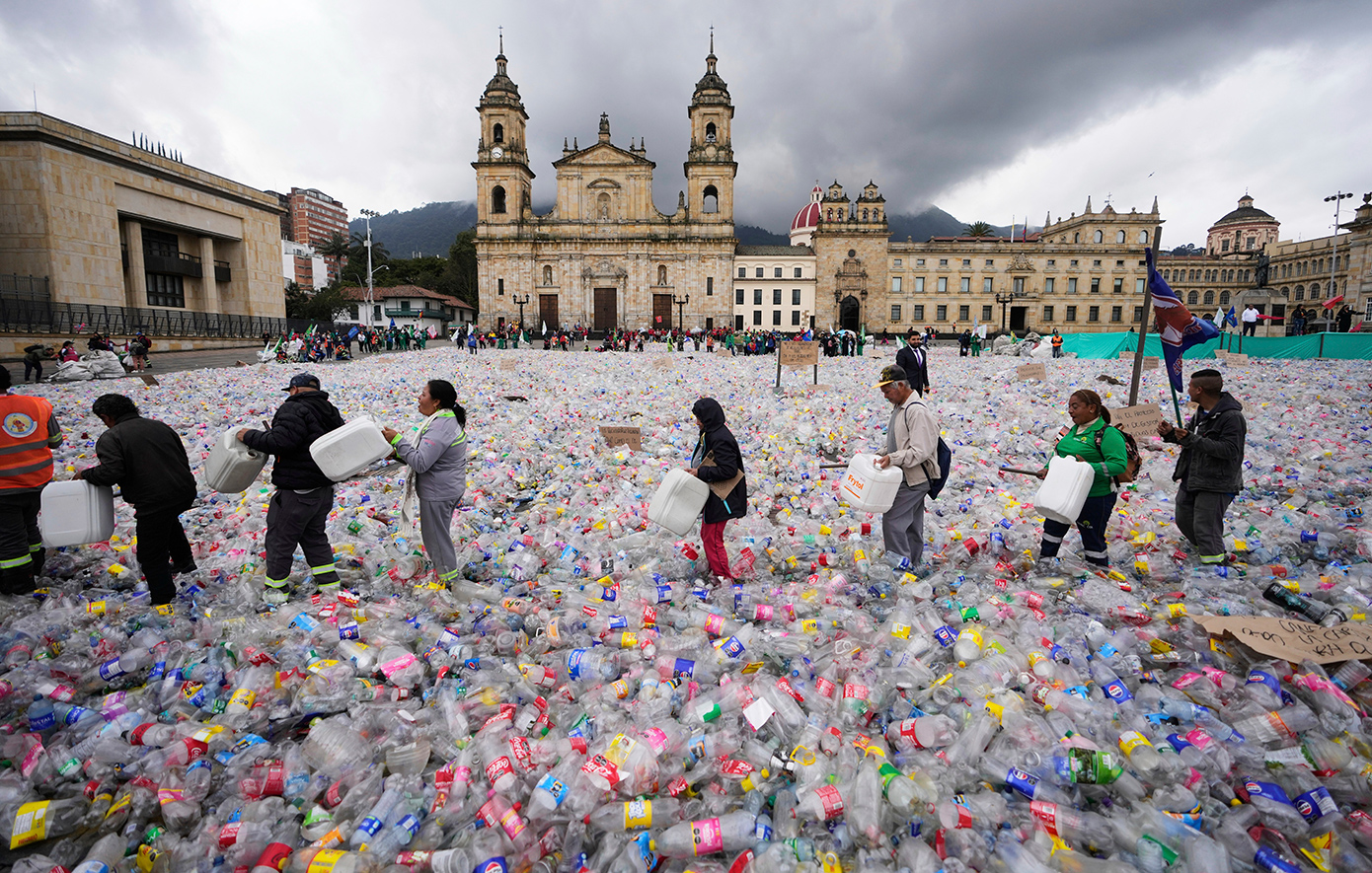 Κολομβία πλαστικά μπουκάλια