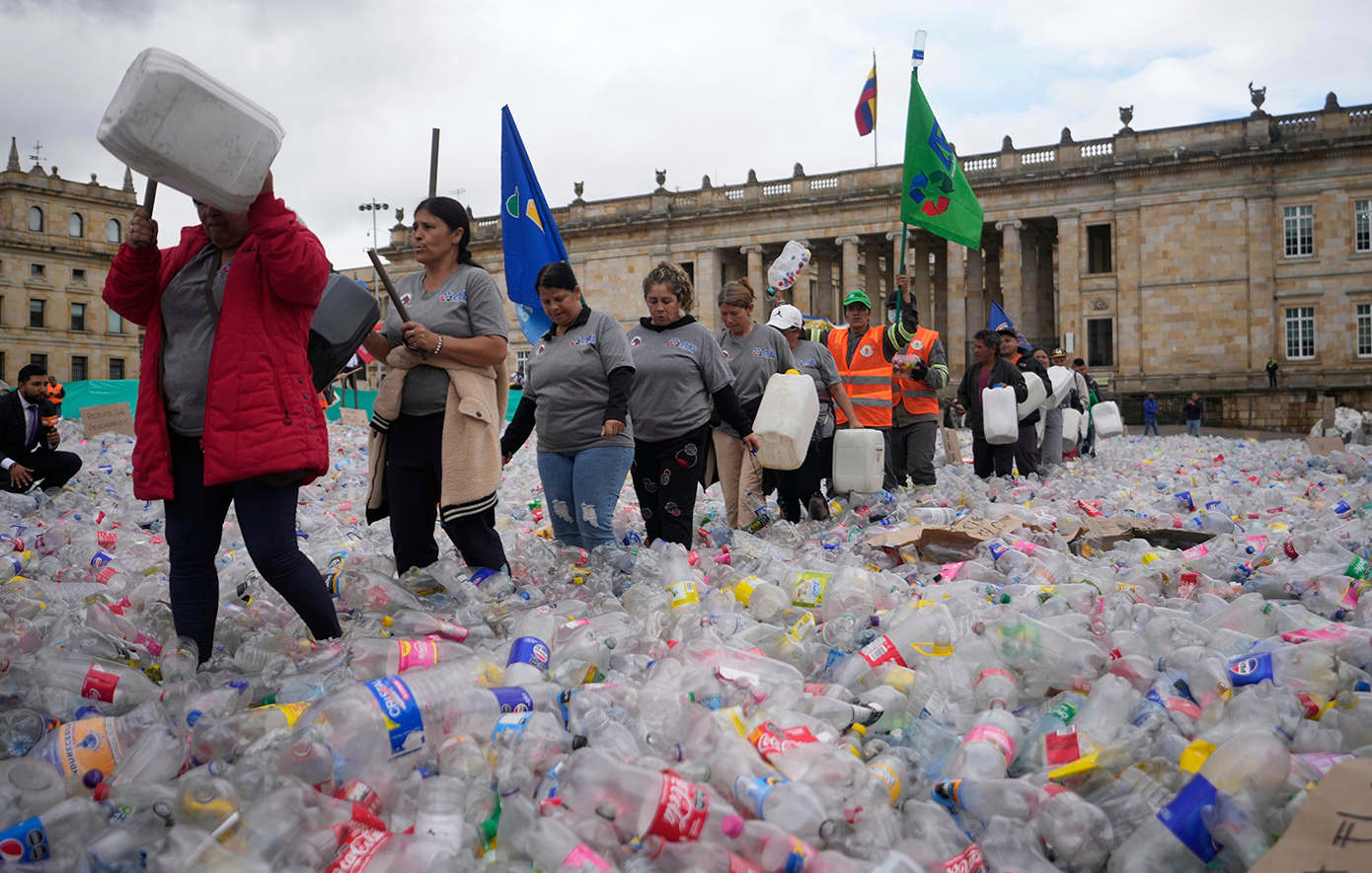 Κολομβία πλαστικά μπουκάλια