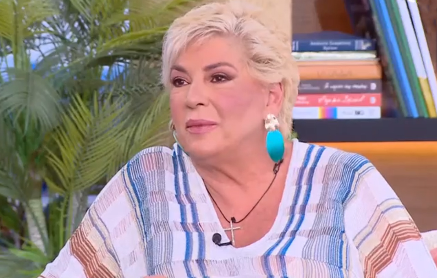 Δήμητρα Λιάνη για Γιώργο Παπανδρέου: «Από μακριά και αγαπημένα, και χωρίς αγαπημένα»