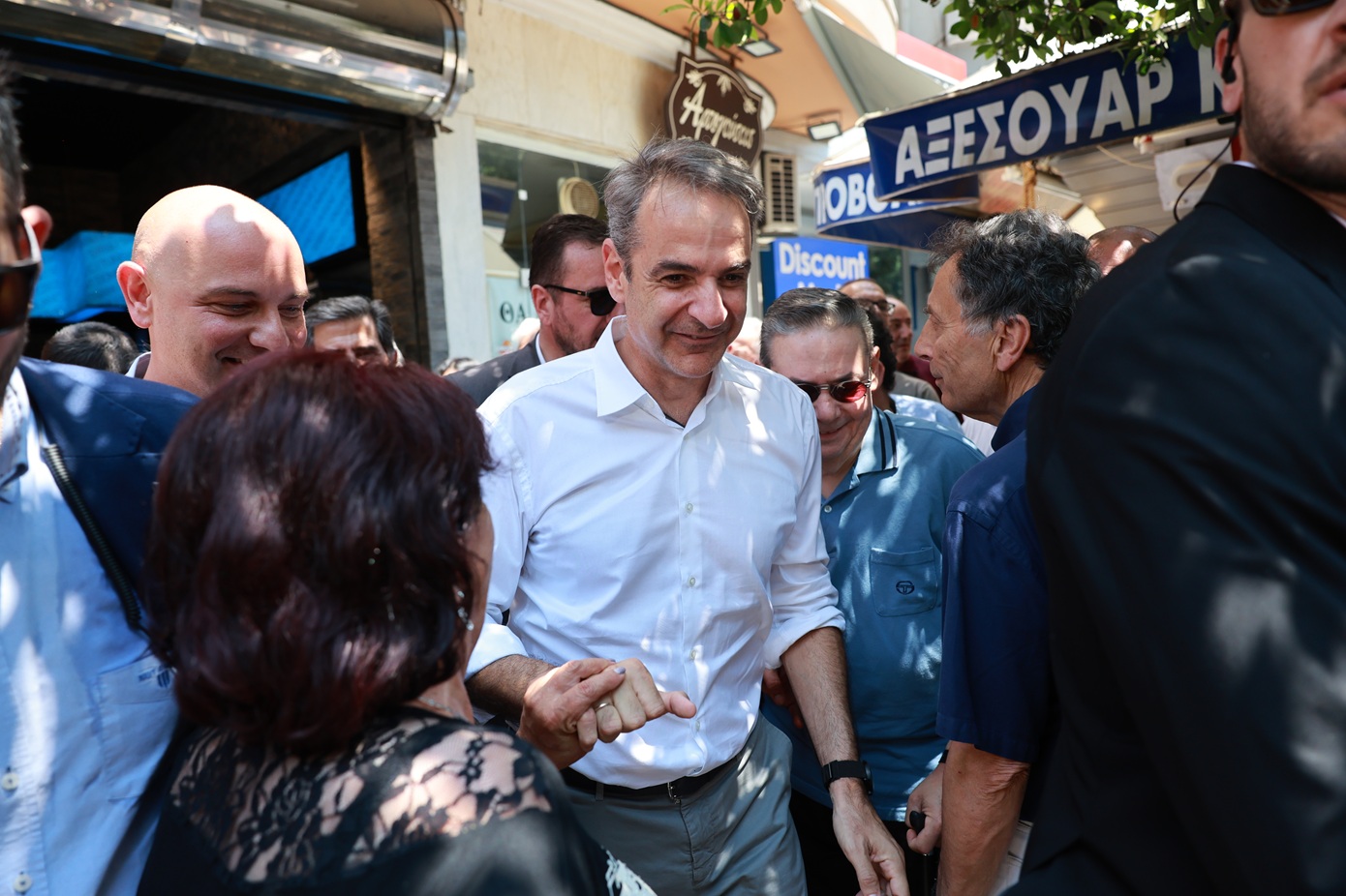 Ο πήχης Μητσοτάκη και το «βαρύ» καλάθι της ΔΕΘ