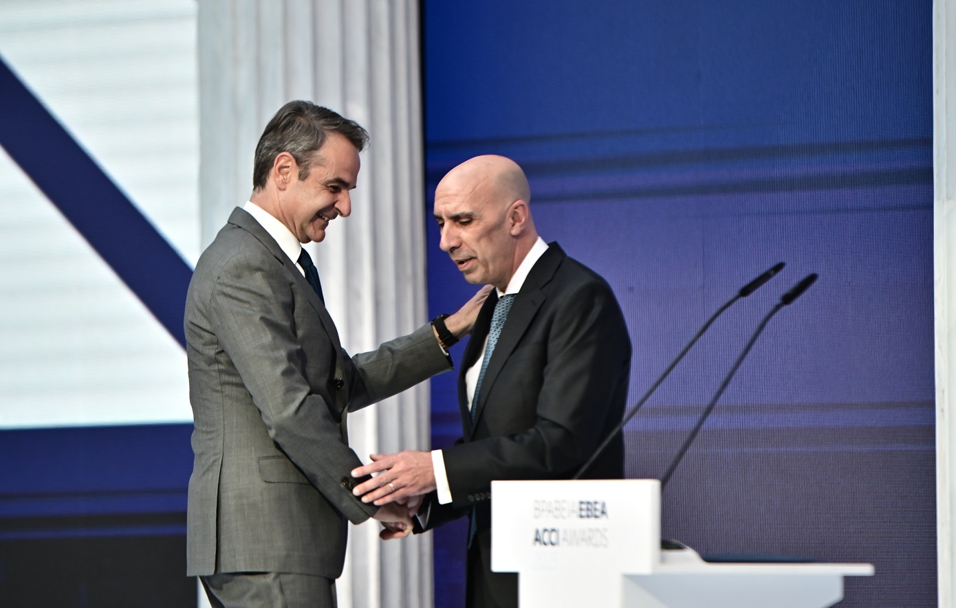 Στα βραβεία του Εμπορικού και Βιομηχανικού Επιμελητηρίου Αθηνών ο Κυριάκος Μητσοτάκης