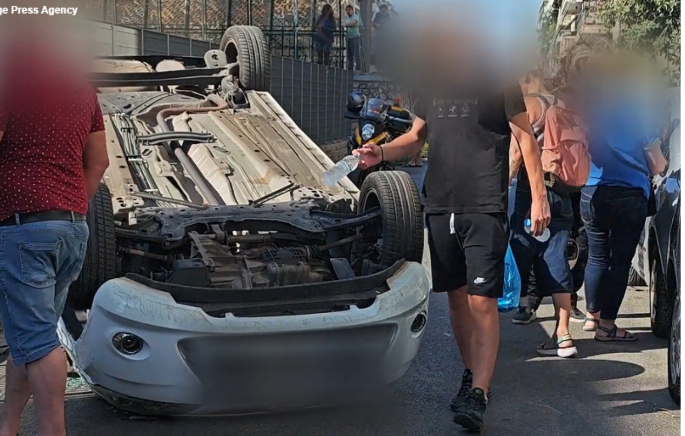Ανατροπή οχήματος στη λεωφόρο Ιωνίας &#8211;  Τον έλεγχο του ΙΧ έχασε νέα οδηγός