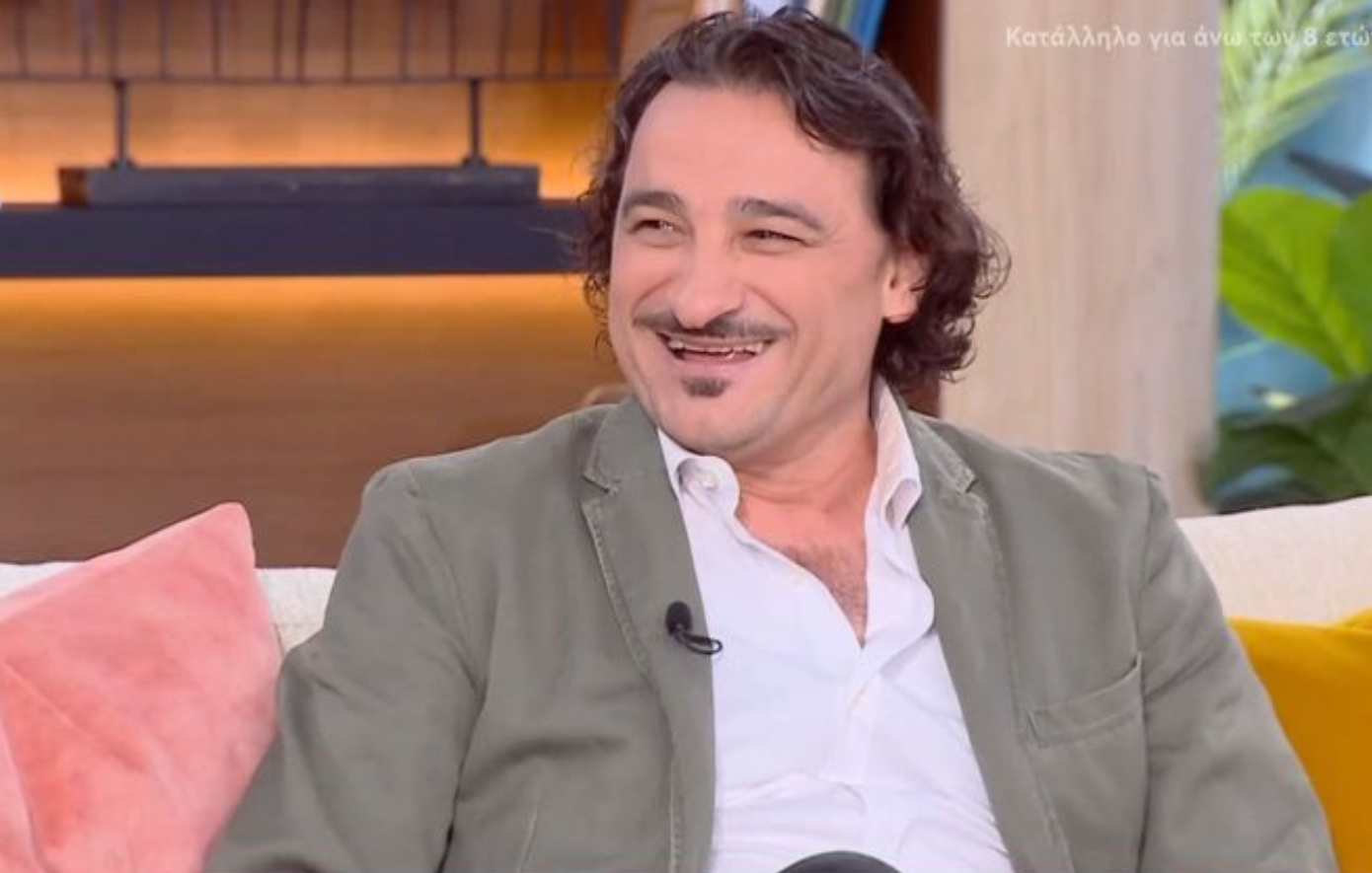 Βασίλης Χαραλαμπόπουλος – Η καλοκαιρινή συνήθεια που τον «σακάτεψε»: «Ήμουν για μιάμιση μέρα με πυρετό, με εμετούς»