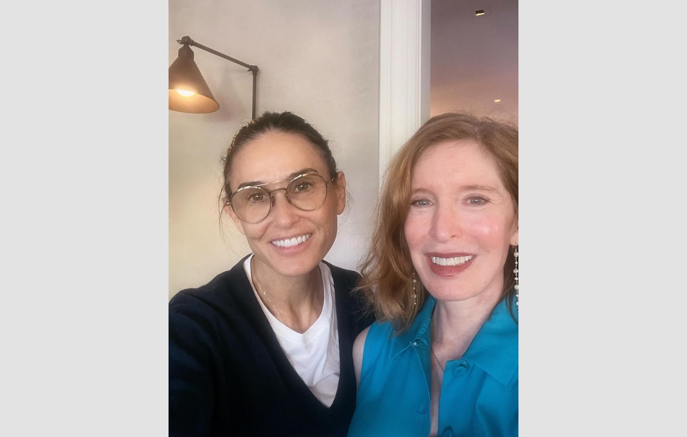 Ντέμι Μουρ- Λόρα Ντέι Ντέμι Μουρ- Λόρα Ντέι