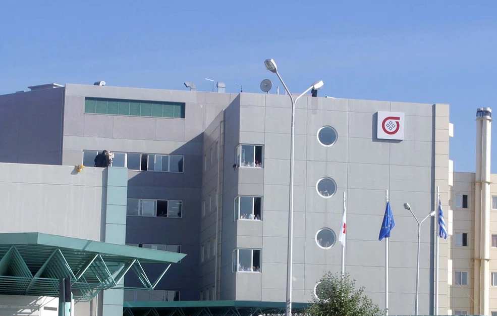 Ένορκη Διοικητική Εξέταση για την έκρηξη στο νοσοκομείο Σερρών – Στο «Παπαγεωργίου» 19χρονος με σοβαρό τραύμα στο μάτι
