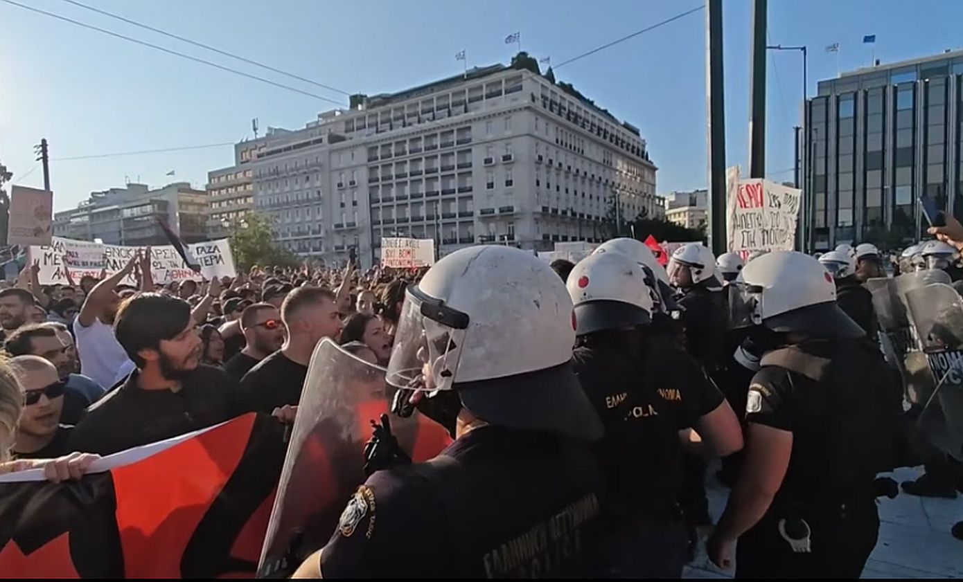 Συγκέντρωση υπέρ της Παλαιστίνης στο Σύνταγμα &#8211; Ισχυρή δύναμη των ΜΑΤ στο σημείο
