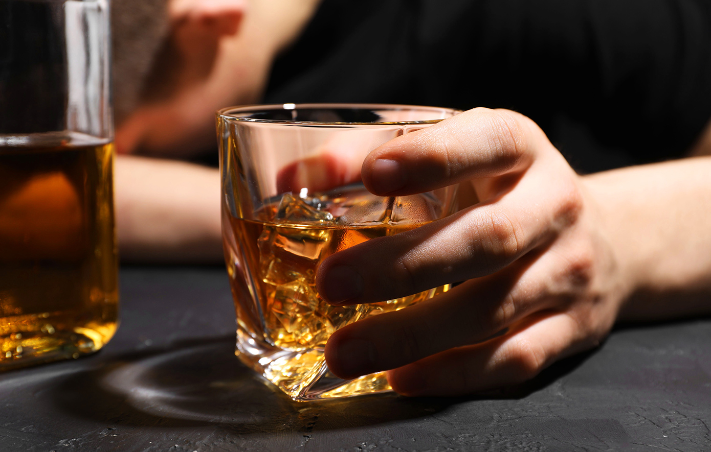 Ηράκλειο: Στο νοσοκομείο 17χρονος μετά από κατανάλωση αλκοόλ σε σχολική εκδρομή