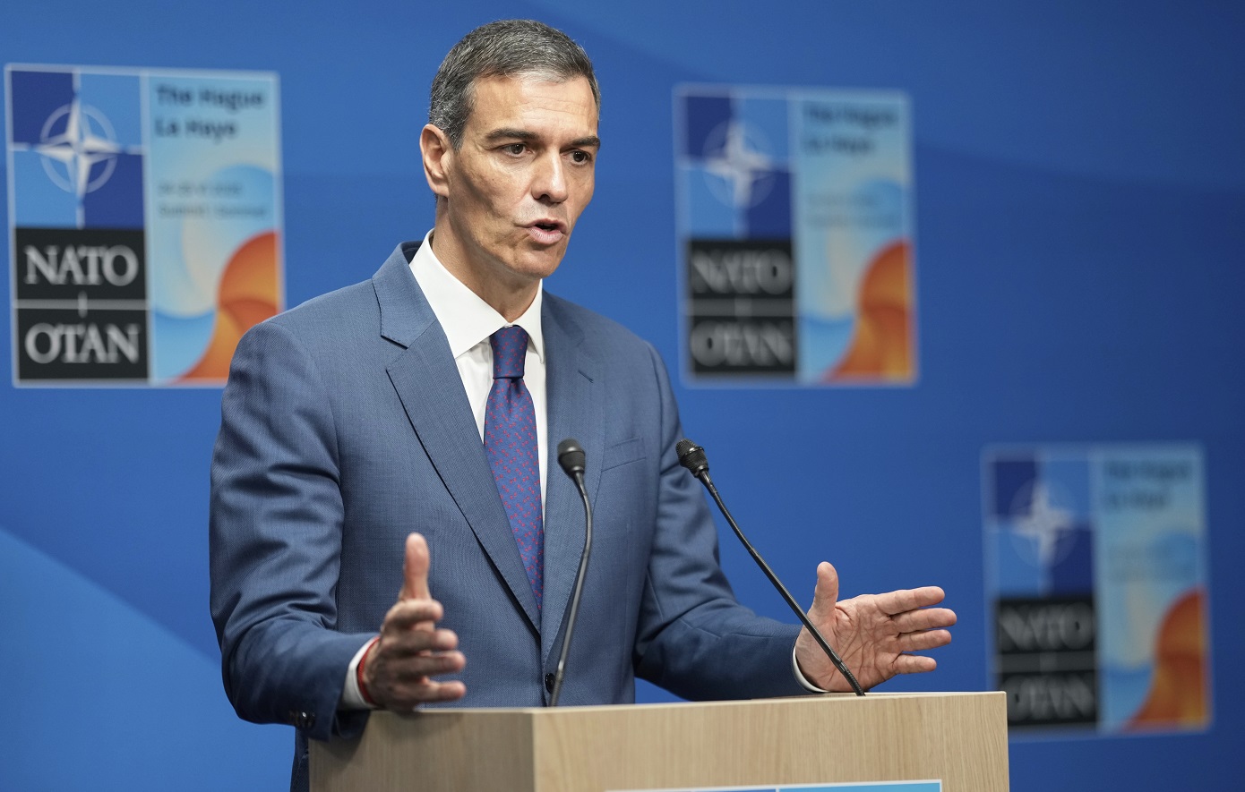 Ο Ισπανός πρωθυπουργός Σάντσεθ επιμένει ότι οι τρέχουσες αμυντικές δαπάνες είναι «επαρκείς»