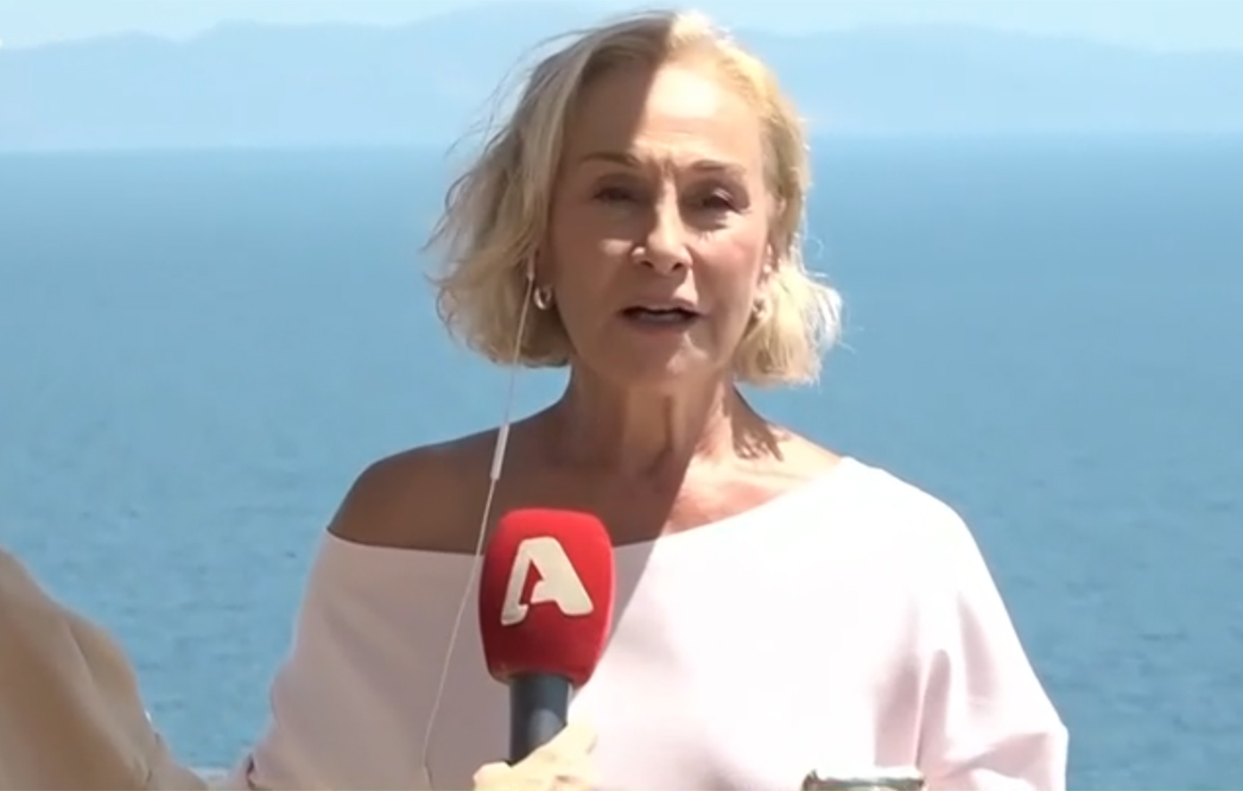 Fake news ο θάνατος της Νταίζης Σεμπεκοπούλου &#8211; «Δεν έχω τσαντιστεί, έχω πεθάνει στα γέλια», είπε η ίδια