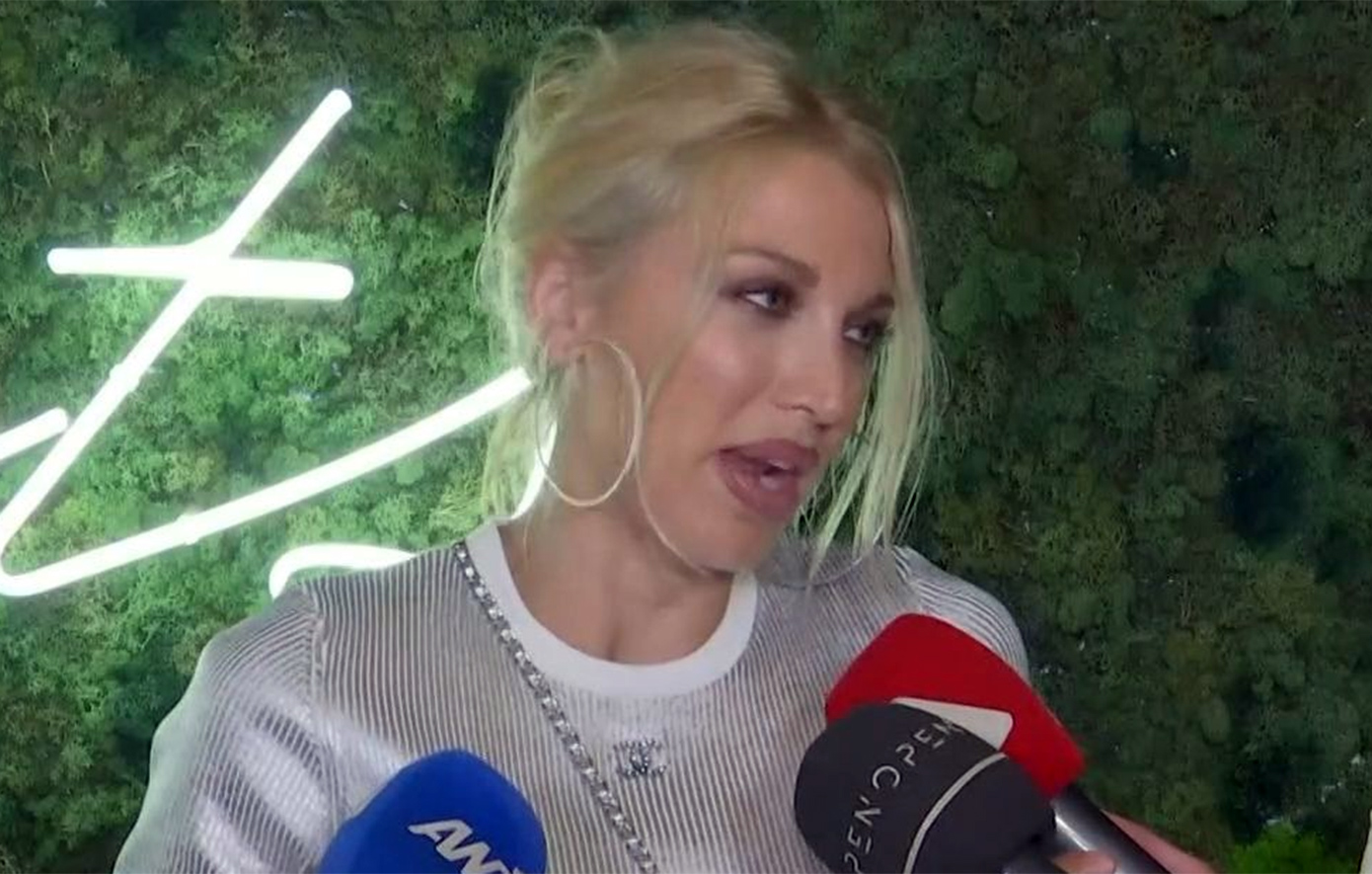 Κωνσταντίνα Σπυροπούλου: «Νομίζουν ότι είμαι τρελή και λέω συνεχώς ότι δέχομαι προτάσεις»