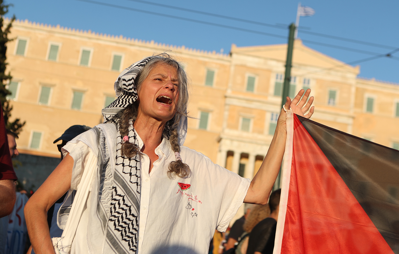 Αντιπολεμικό συλλαλητήριο του ΠΑΜΕ στην Αθήνα