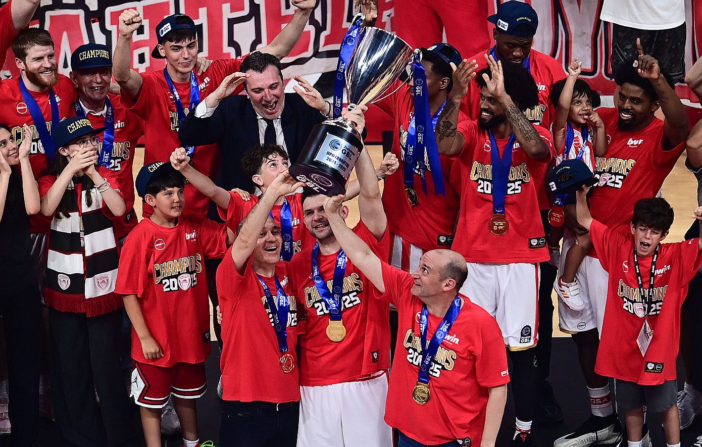 Ολυμπιακός &#8211; Παναθηναϊκός 85-71: Πρωταθλητής Ελλάδας για 15η φορά στην ιστορία του