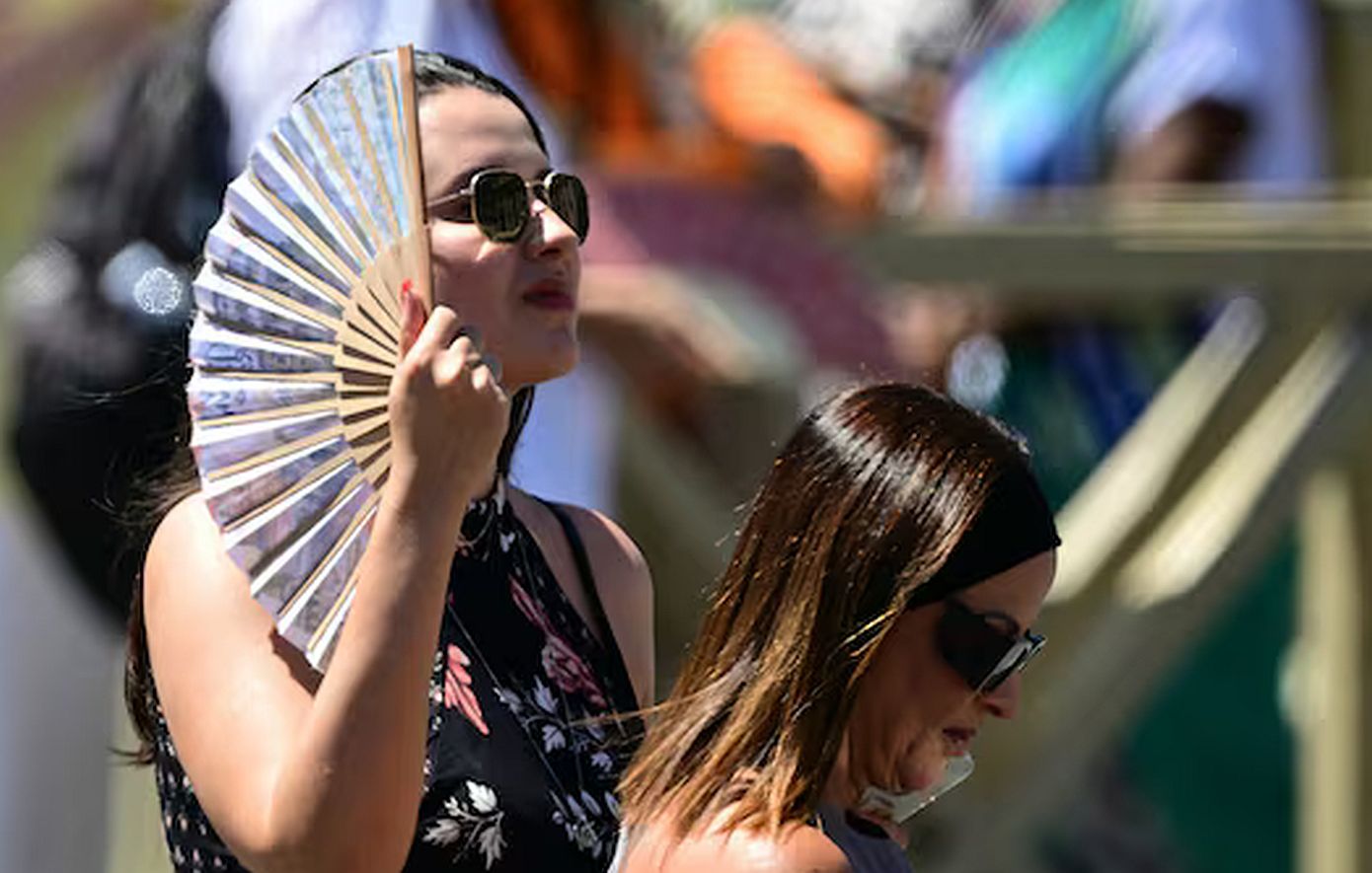 Σε κλοιό καύσωνα η νότια Ευρώπη: Θερμοκρασίες πάνω από 43 βαθμούς Κελσίου και αποπνικτική ζέστη