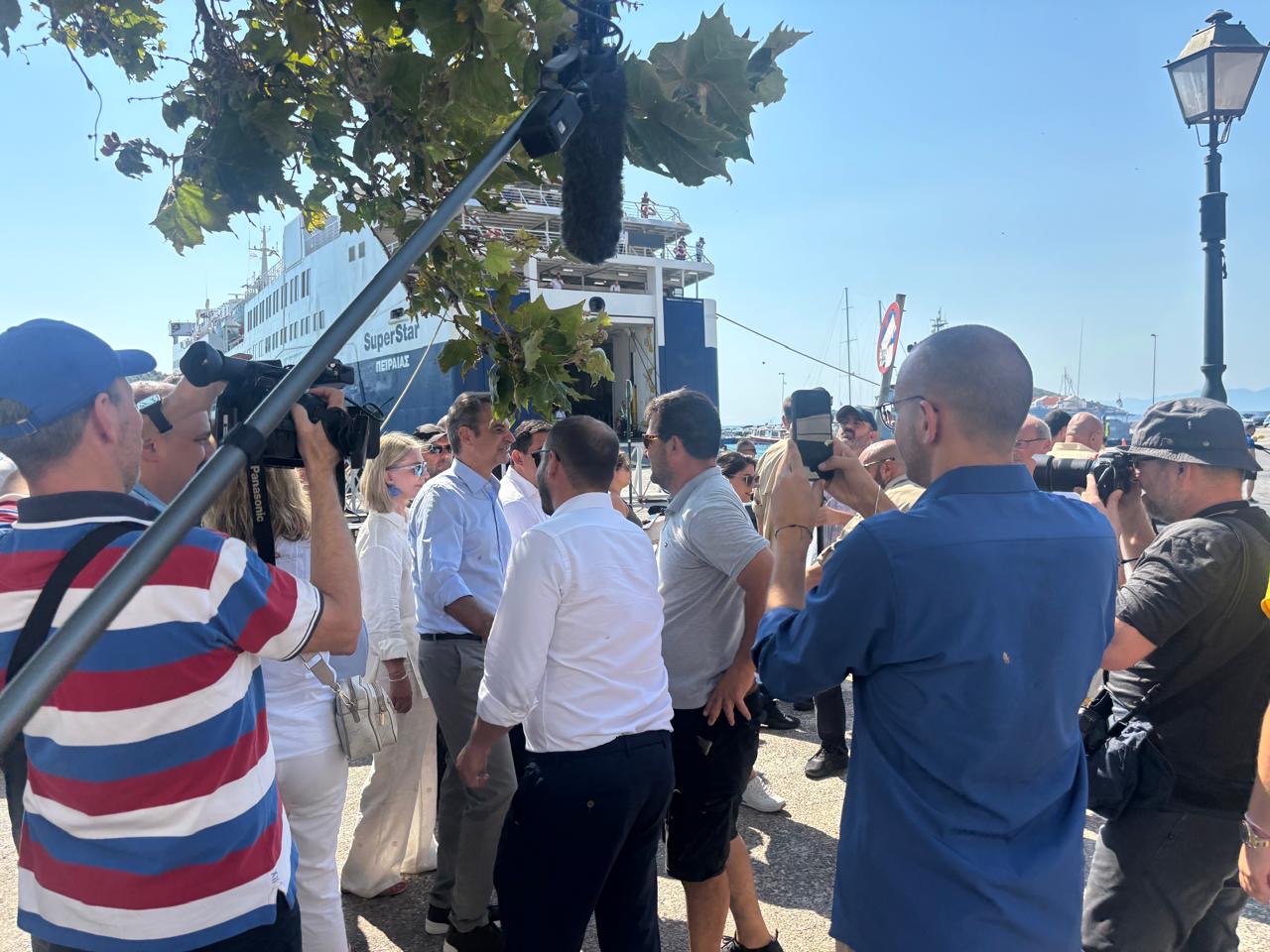 Κυριάκος Μητσοτάκης από τη Σκιάθο: Κλείνουμε τα αφτιά στην τοξικότητα και εργαζόμαστε σκληρά για να λύνουμε προβλήματα