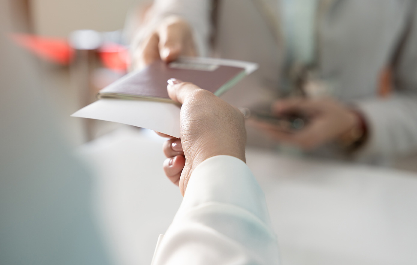 Κάρτα επιβίβασης, διαβατήριο