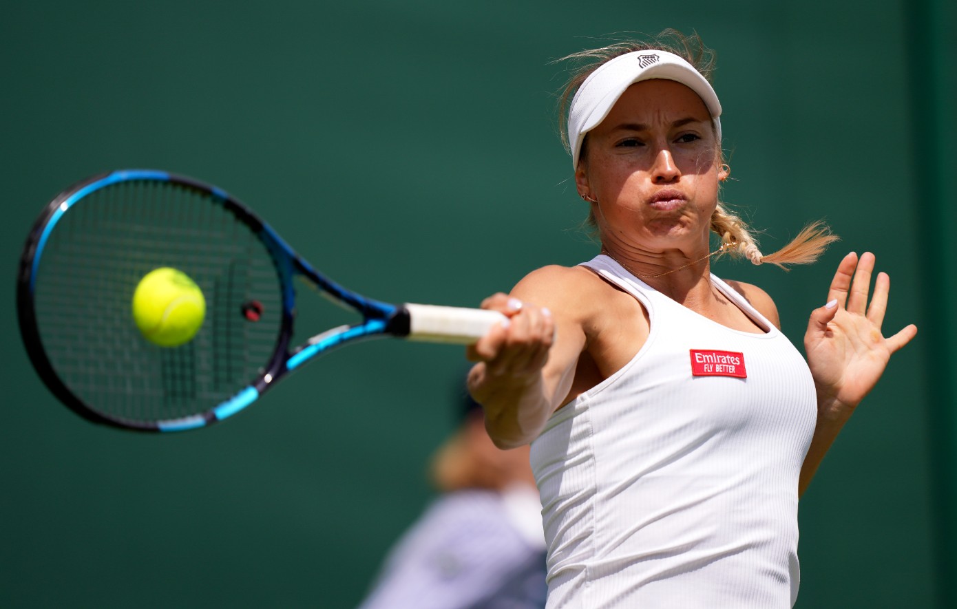 Wimbledon: Αποβολή θεατή ζήτησε η Πουτίντσεβα που είχε τσακωθεί με τη Σάκκαρη