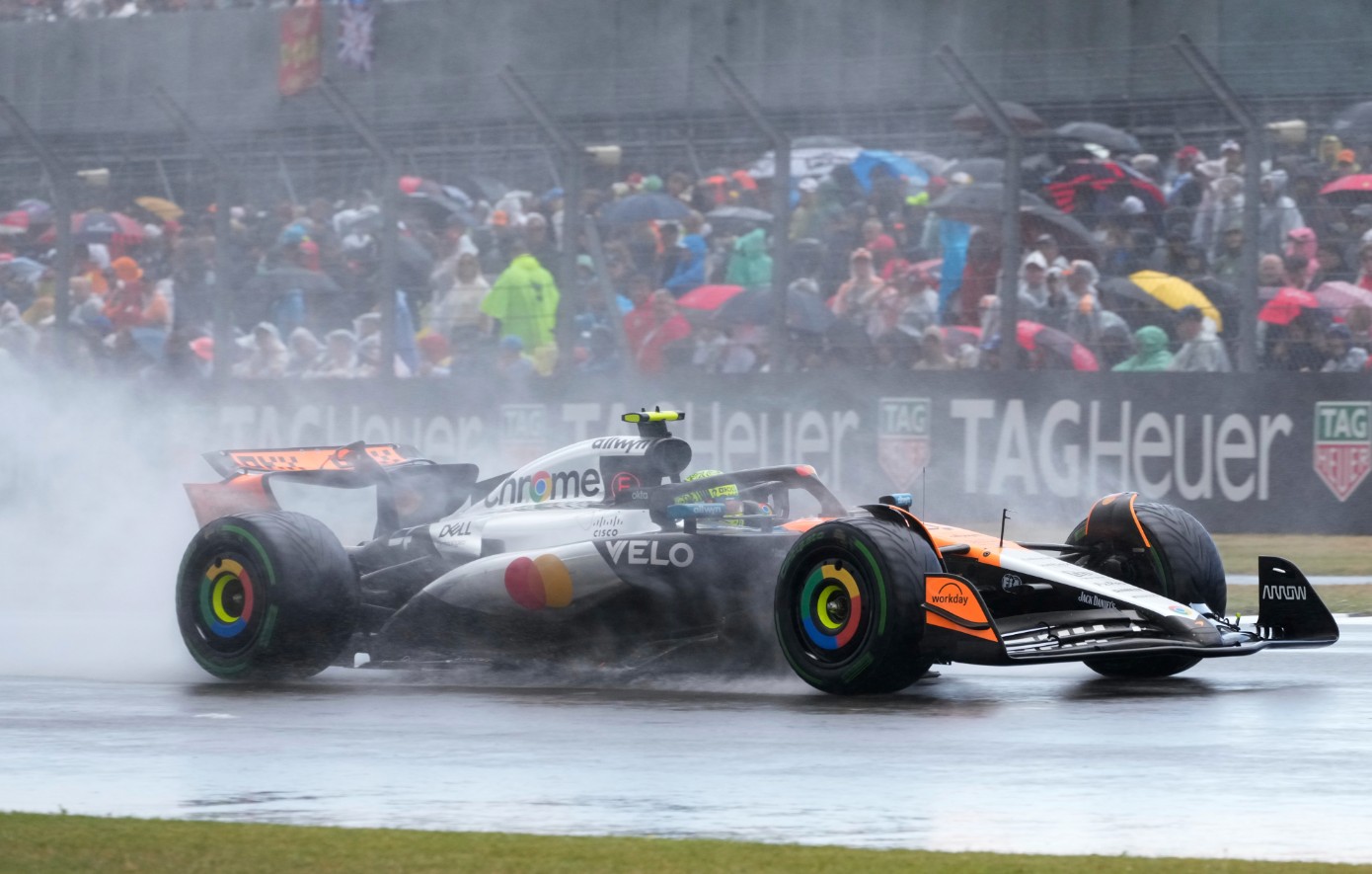 Formula 1: Νικητής ο Νόρις στο Σίλβερστον και… φωτιά στη μάχη του τίτλου