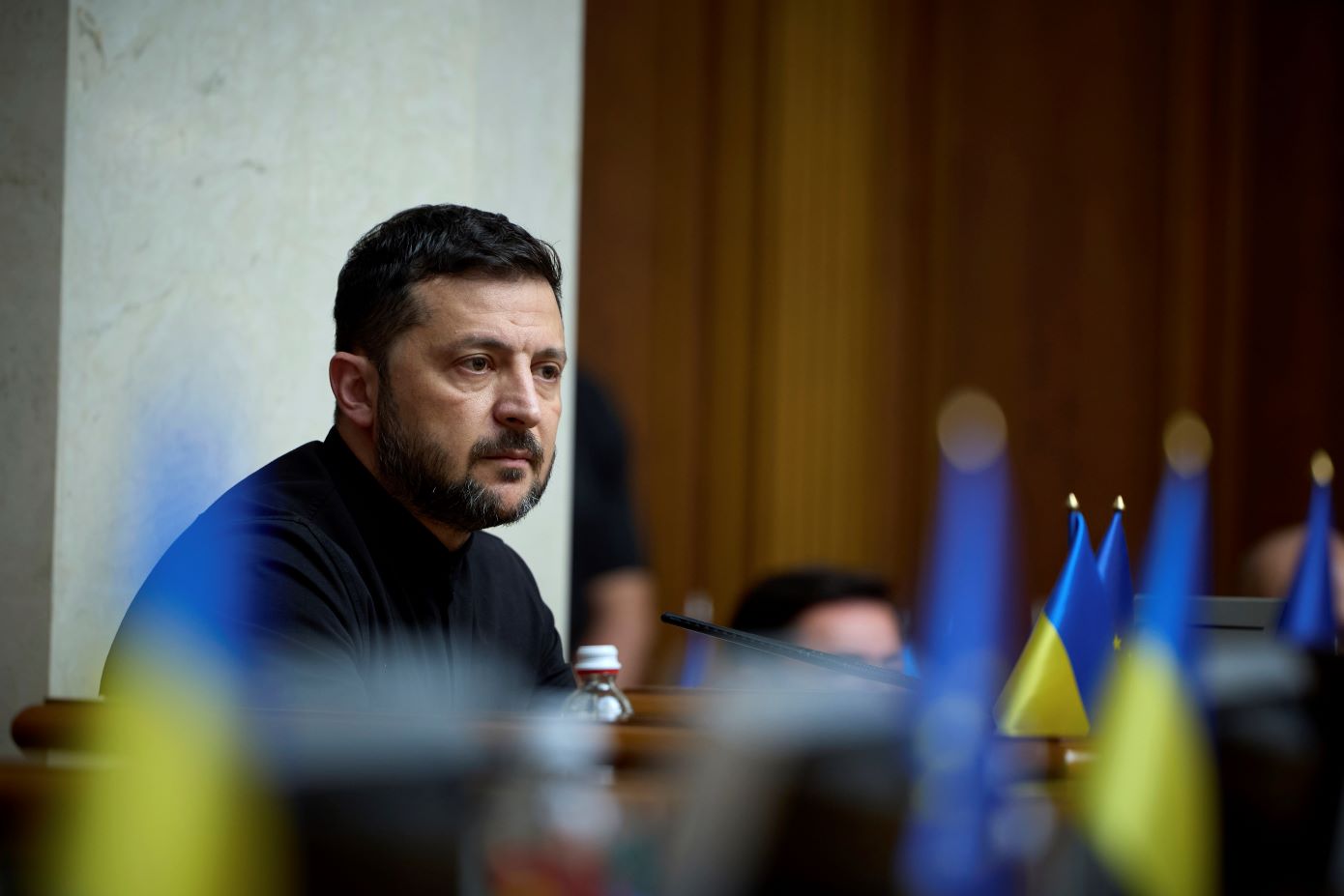 «Η Ουκρανία καταρρέει εκ των έσω»: Το βρετανικό «Spectator» κατακεραυνώνει τον Ζελένσκι και δείχνει τις προθέσεις της Ουάσινγκτον