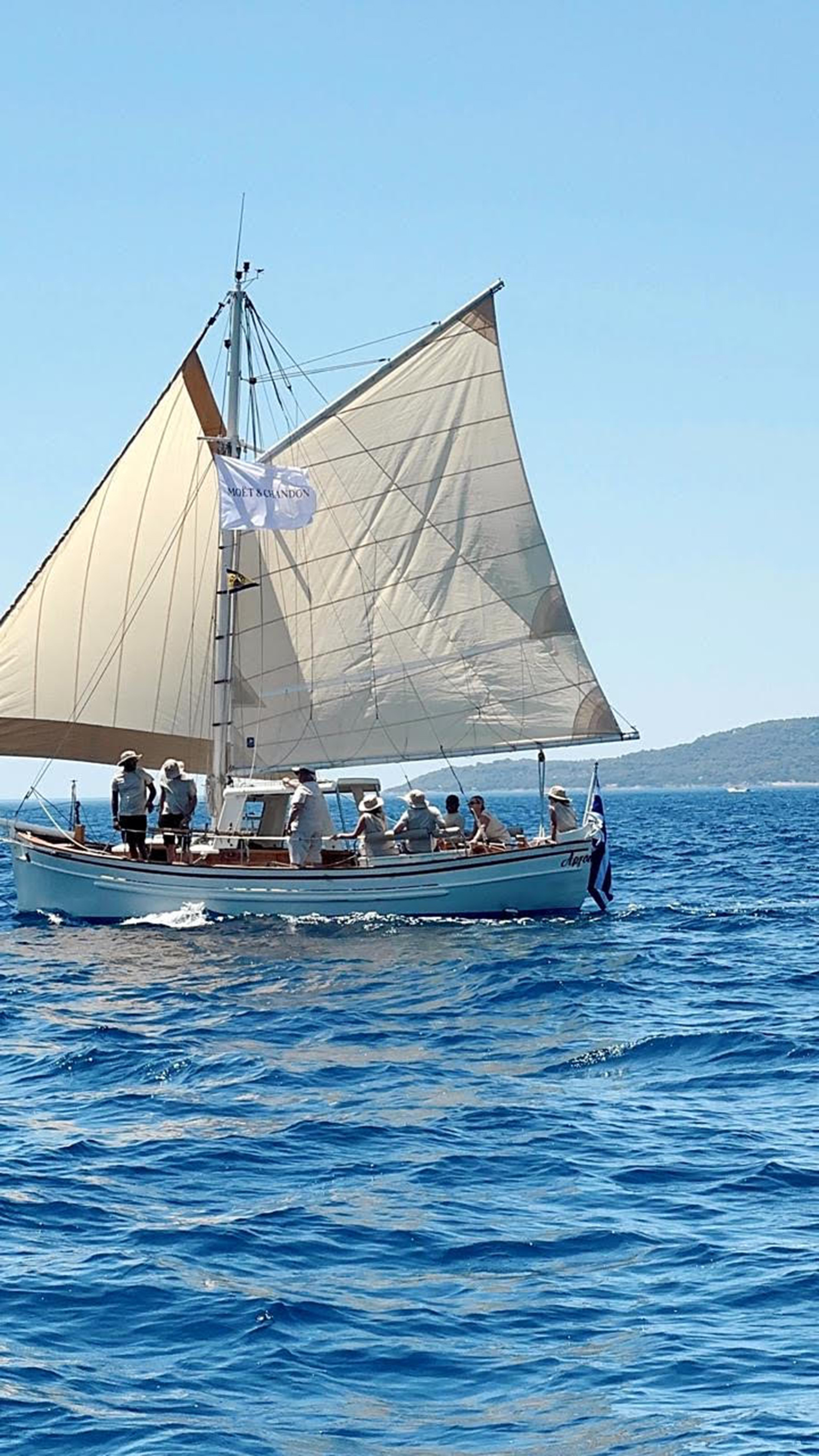 Ο «Αργοναύτης» του ναυπηγείου Ψαρρού στο Spetses Classic Yacht Regatta 2025