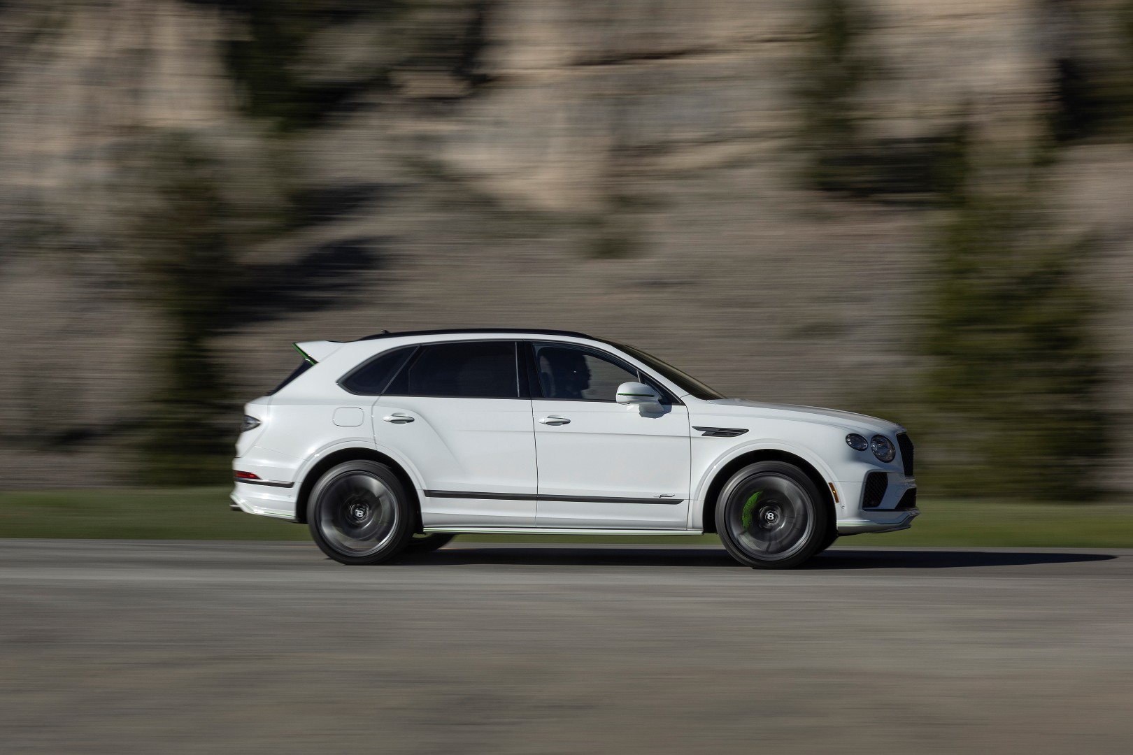 Η νέα Bentley Bentayga Speed ανεβάζει ταχύτητα Η νέα Bentley Bentayga Speed ανεβάζει ταχύτητα