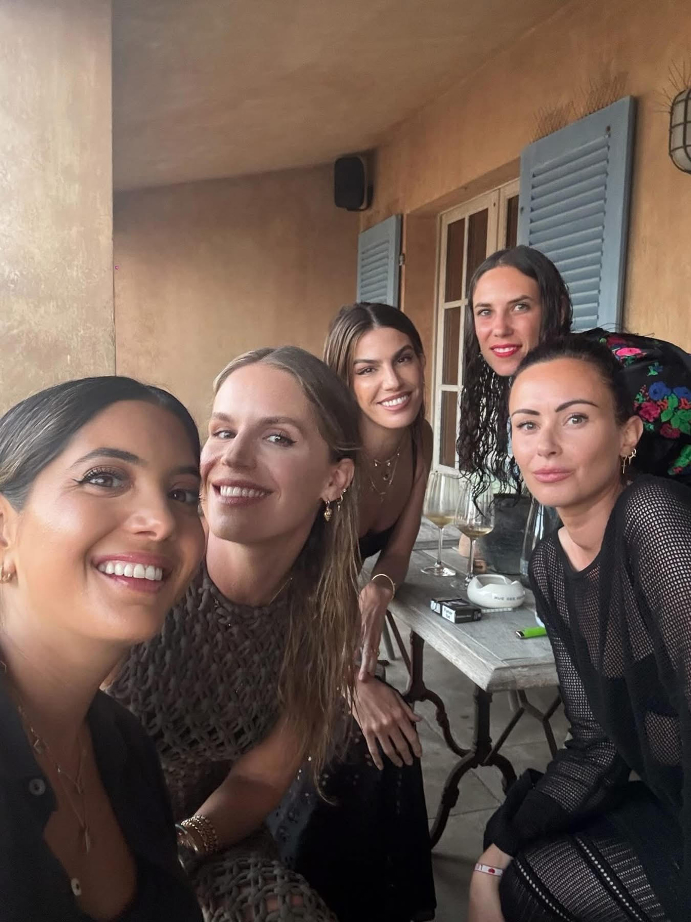 Ευγενια Νιαρχου γενέθλια στο Saint Tropez Ευγενια Νιαρχου γενέθλια στο Saint Tropez