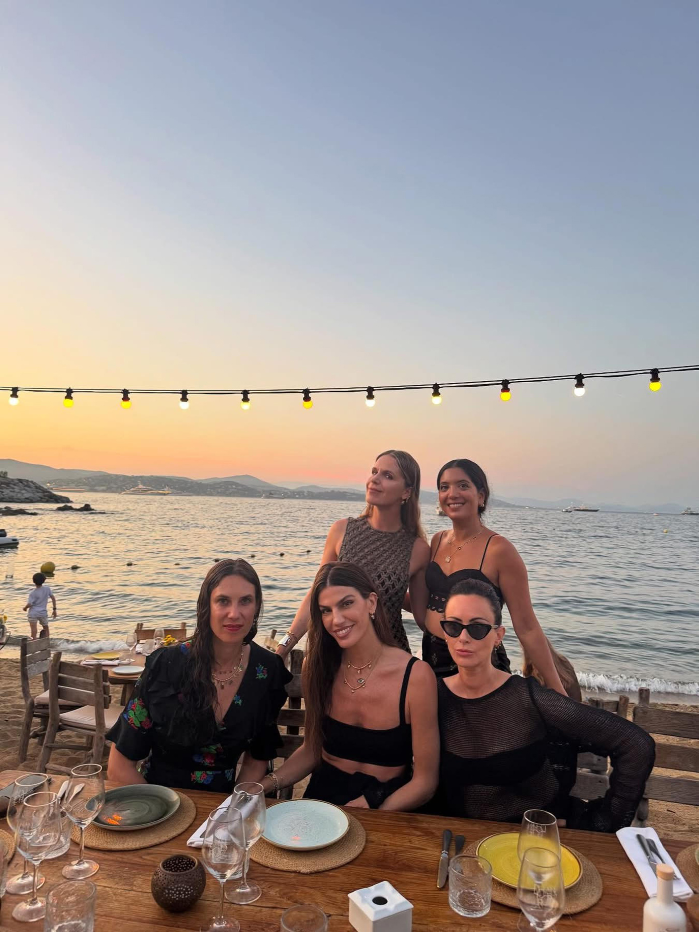 Ευγενια Νιαρχου γενέθλια στο Saint Tropez Ευγενια Νιαρχου γενέθλια στο Saint Tropez