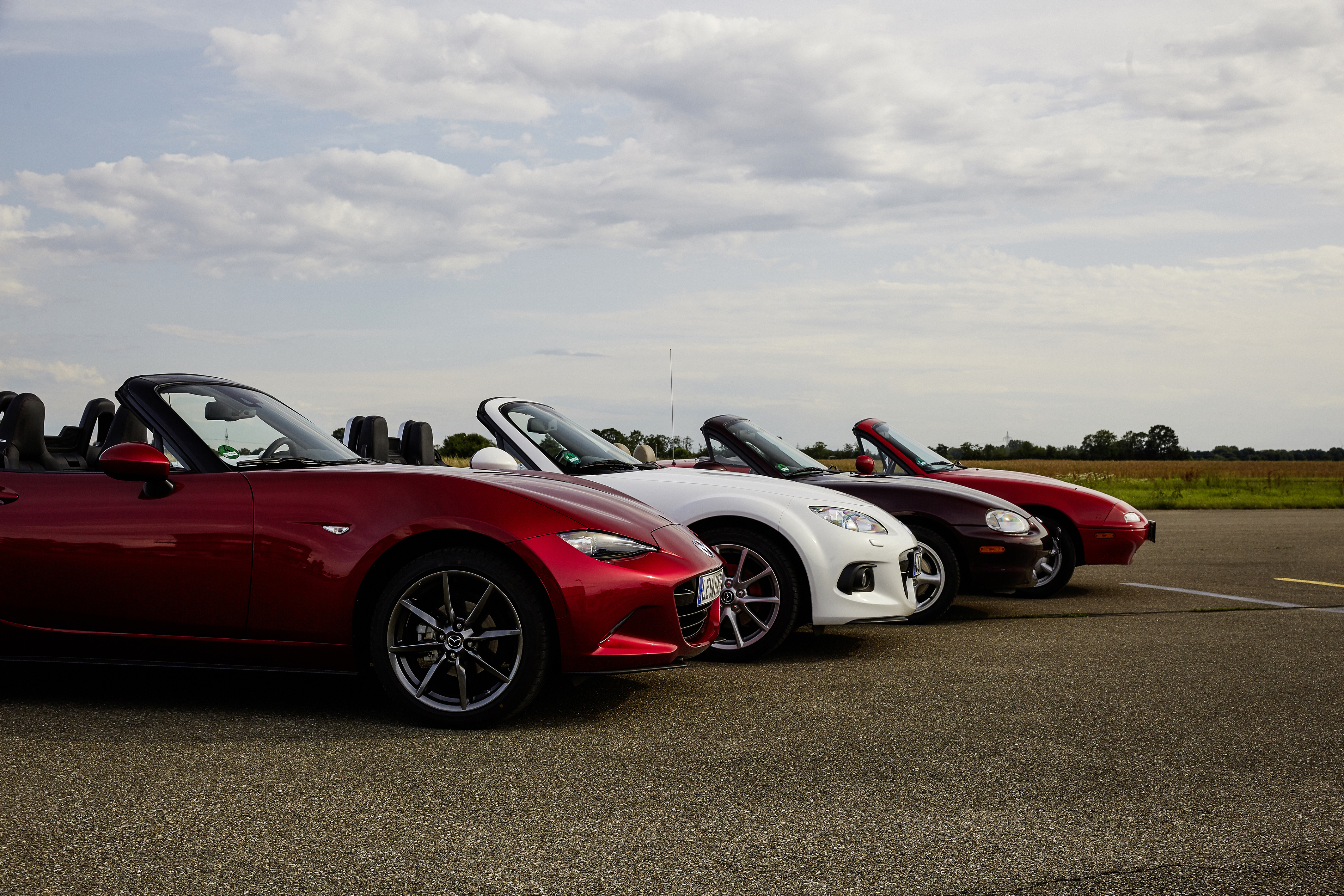 Το Mazda MX-5 γιορτάζει 35 χρόνια οδηγικής απόλαυσης