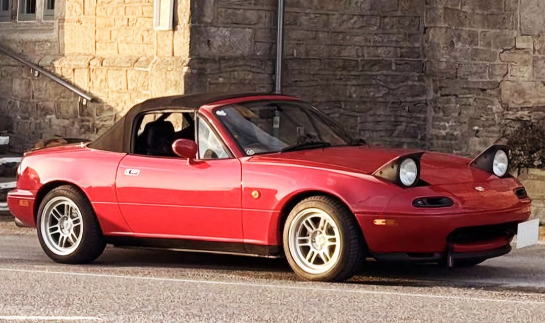 Το Mazda MX-5 γιορτάζει 35 χρόνια οδηγικής απόλαυσης Το Mazda MX-5 γιορτάζει 35 χρόνια οδηγικής απόλαυσης