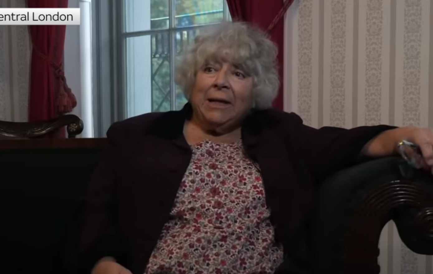 Συγκλονίζει γνωστή Εβραία ηθοποιός: «Ο Χίτλερ νίκησε, ο λαός μου κάνει Ολοκαύτωμα»