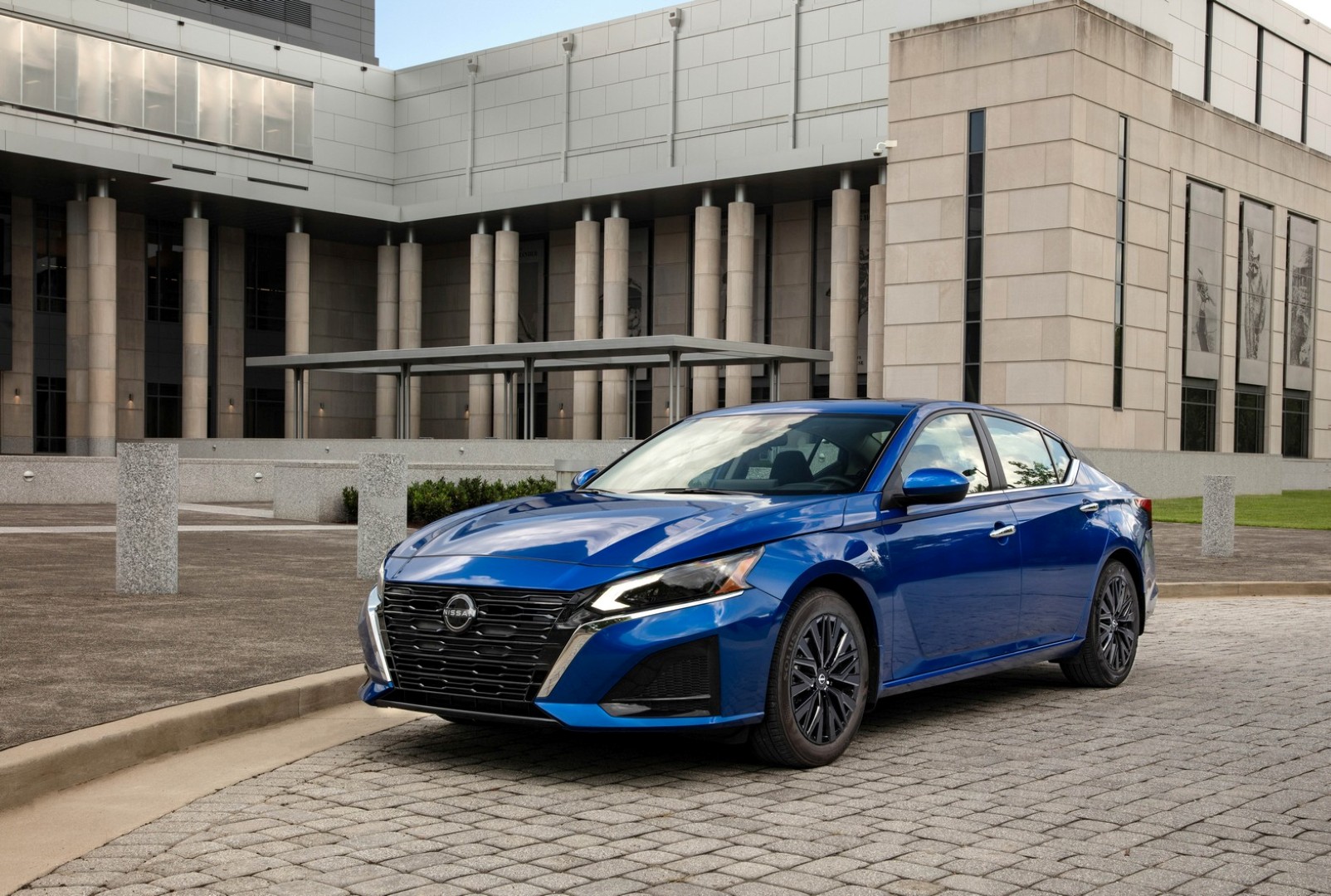 Nissan: Εκ των κορυφαίων στην έρευνα J.D. Power 2025