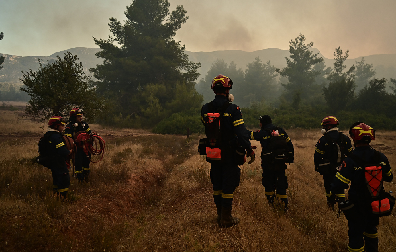 Χωρίς ενεργό μέτωπο οι φωτιές σε Αττική, Εύβοια, Κύθηρα, Μεσσηνία, Χανιά