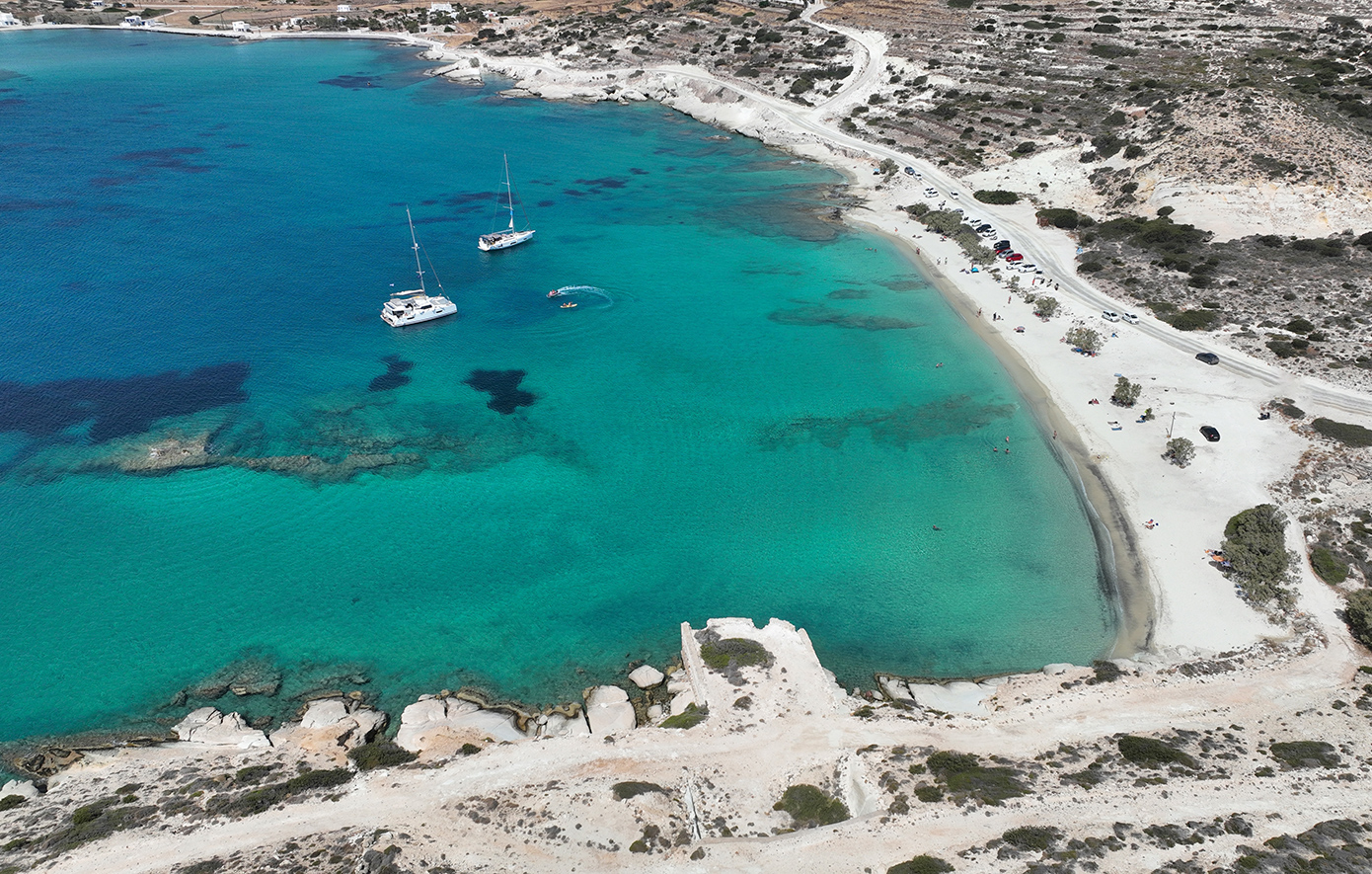 Παραλία πρασσα Κίμωλος Παραλία πρασσα Κίμωλος