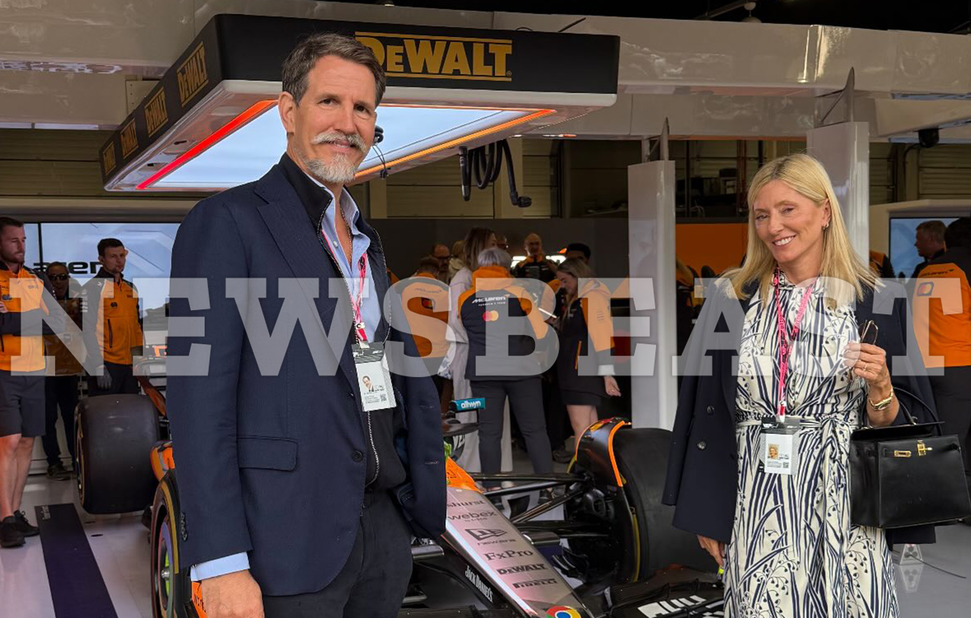 Παύλος Ντε Γκρες: Στο Silverstone με την Μαρί Σαντάλ και την Ολυμπία για το Grand Prix
