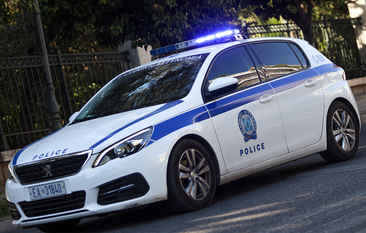 Σοκ στο Ίλιον: 20χρονος έβαλε φωτιά σε 16χρονο με αντισηπτικό