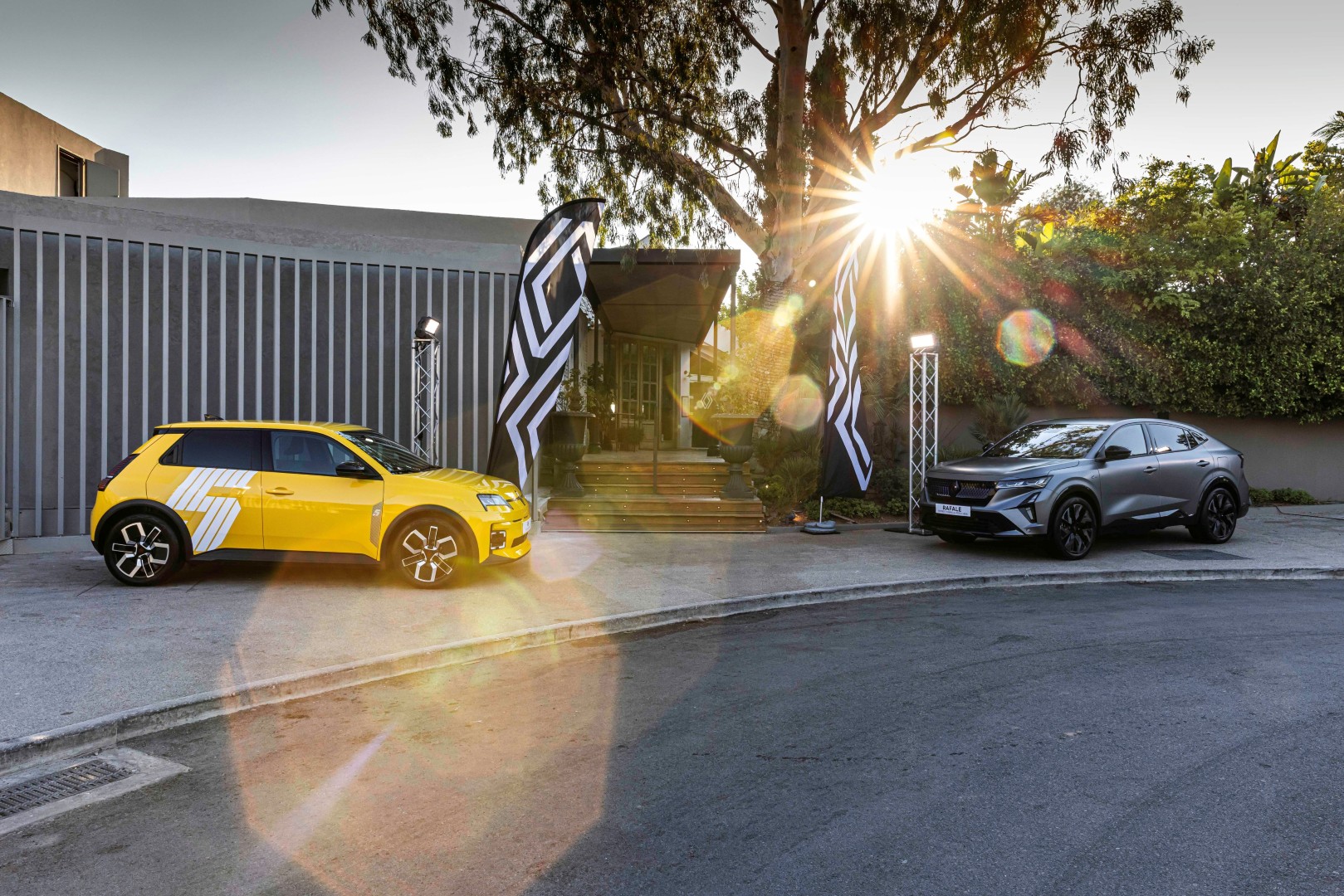 Νέα εποχή για Renault και Dacia στην Ελλάδα Νέα εποχή για Renault και Dacia στην Ελλάδα