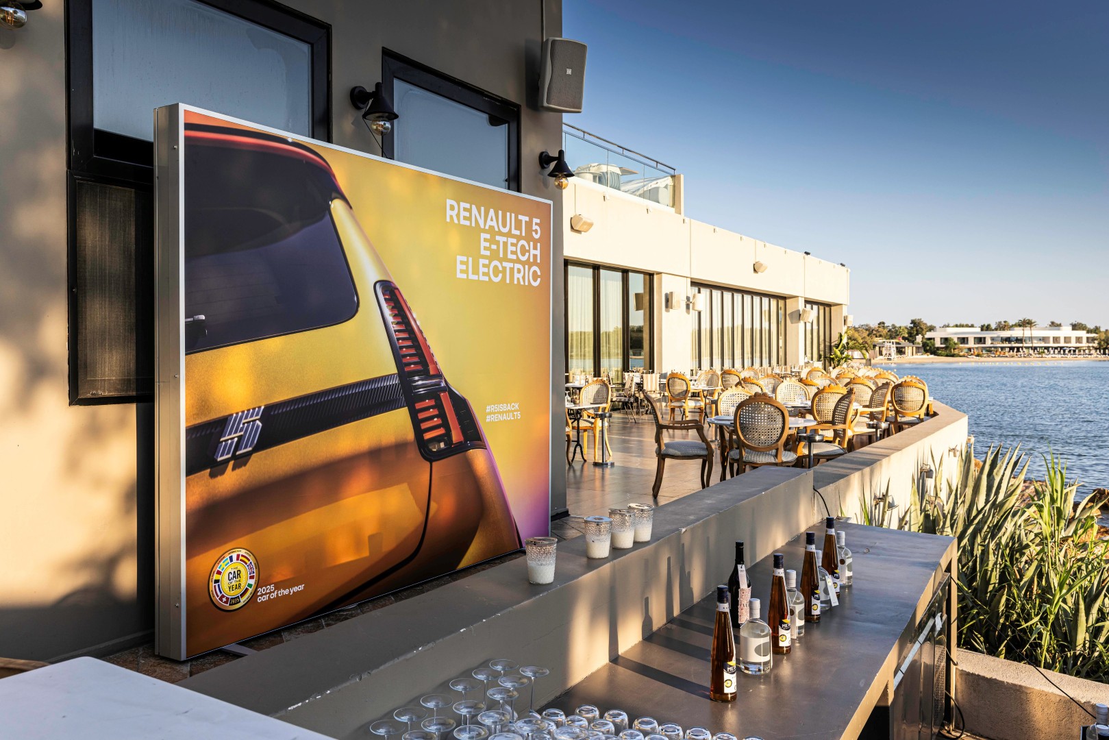 Νέα εποχή για Renault και Dacia στην Ελλάδα Νέα εποχή για Renault και Dacia στην Ελλάδα