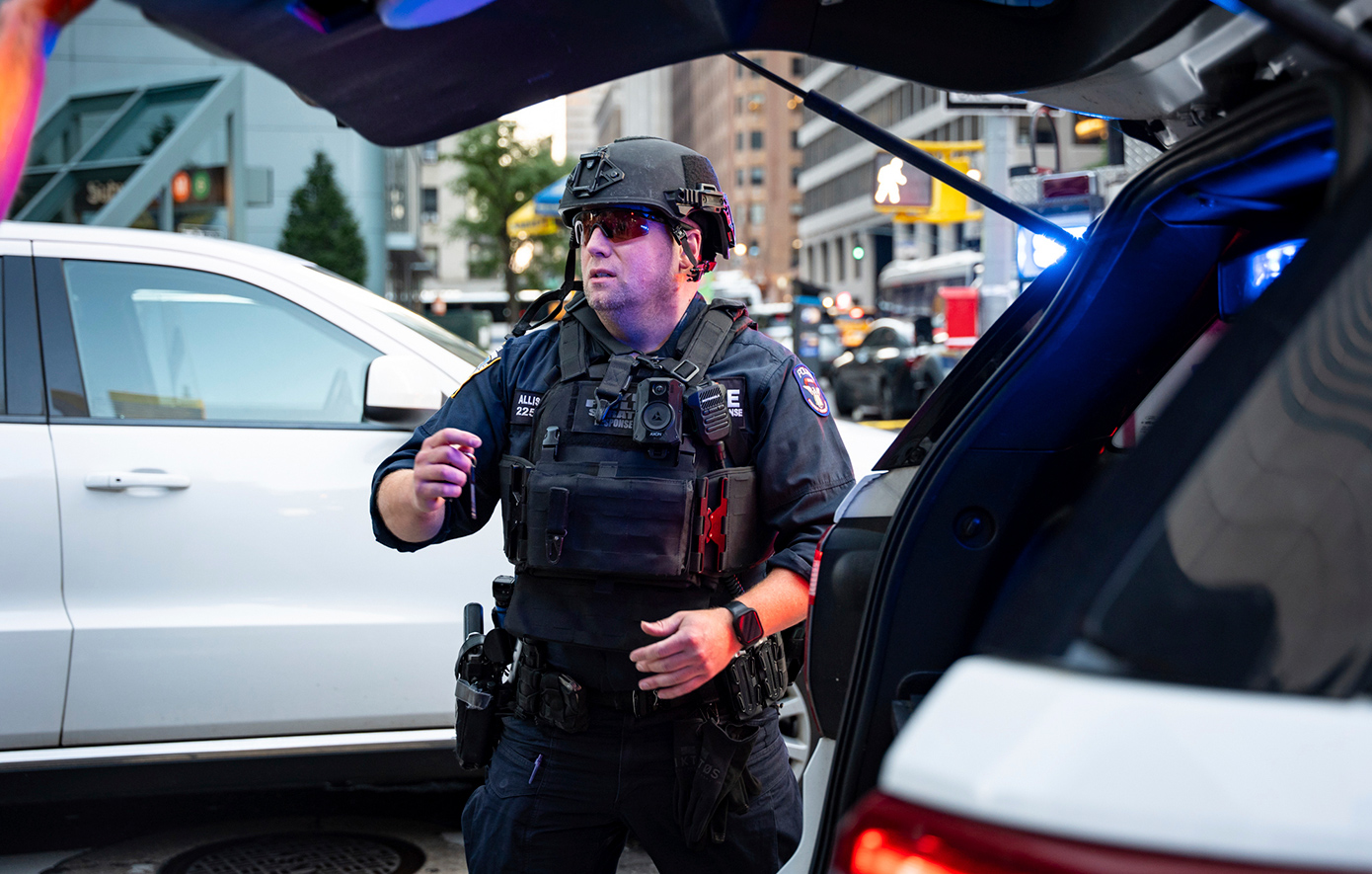 Μακελειό στην ένοπλη επίθεση στο Μανχάταν Μακελειό στην ένοπλη επίθεση στο Μανχάταν