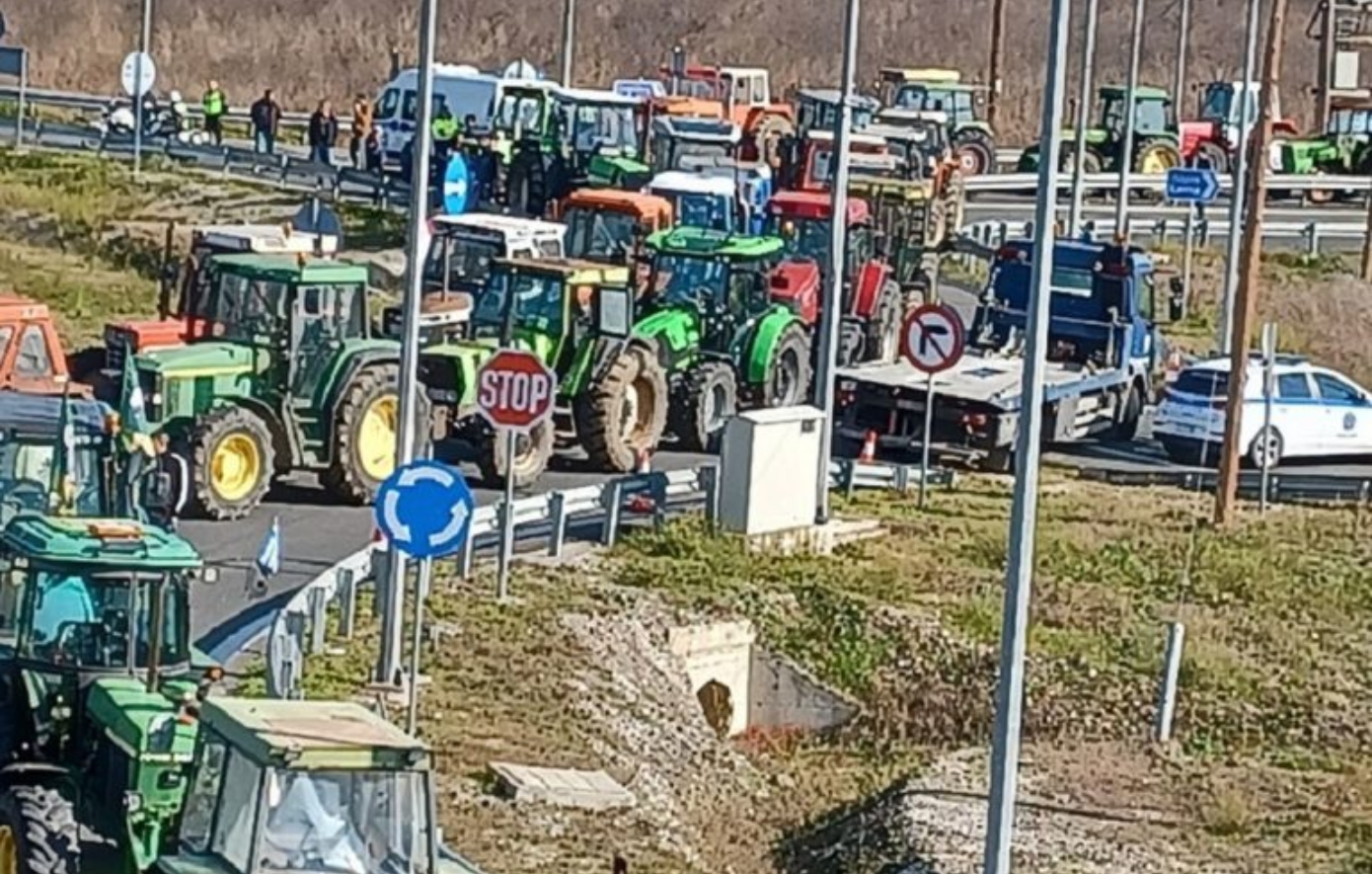 Κινητοποίηση αγροτών στην Καρδίτσα, στον κόμβο Ε65 – Στο επίκεντρο ΟΠΕΚΕΠΕ, άρδευση και ευλογιά των αιγοπροβάτων