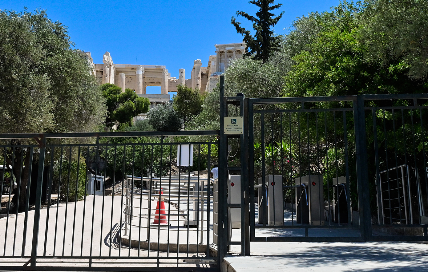 «Λουκέτο» στην Ακρόπολη έβαλε ο καύσωνας &#8211; Έκλεισε το μεσημέρι ο αρχαιολογικός χώρος