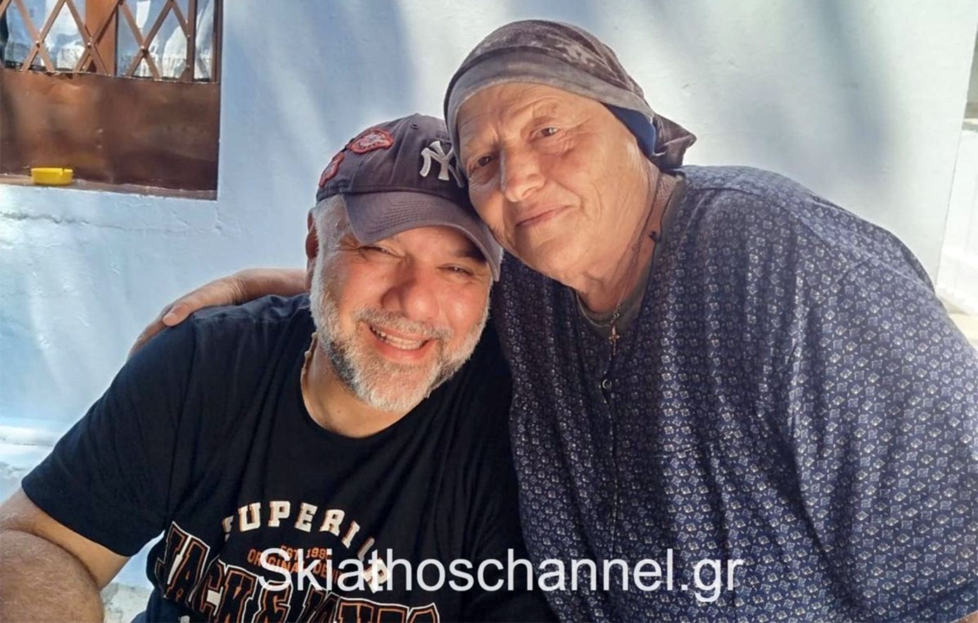 Ο Αρναούτογλου στο μοναστήρι της Παναγίας Εικονίστριας στη Σκιάθο &#8211; «Κοσμοκαλόγρια» του διηγήθηκε την ιστορία της θαυματουργής εικόνας