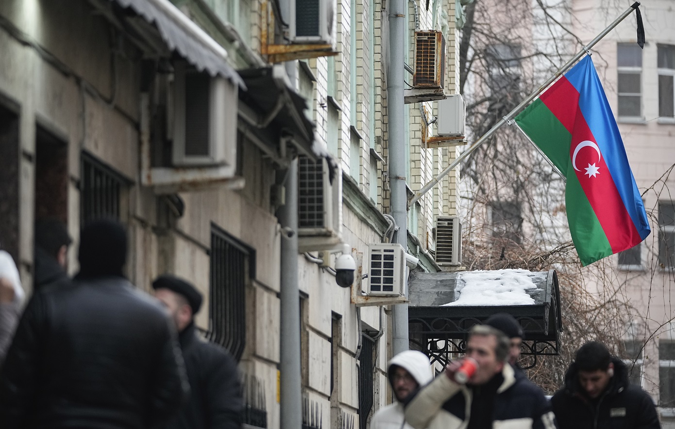 Η Μόσχα κατηγορεί το Μπακού ότι σκόπιμα καταστρέφει τις διμερείς σχέσεις και διαμαρτύρεται για συλλήψεις Ρώσων δημοσιογράφων